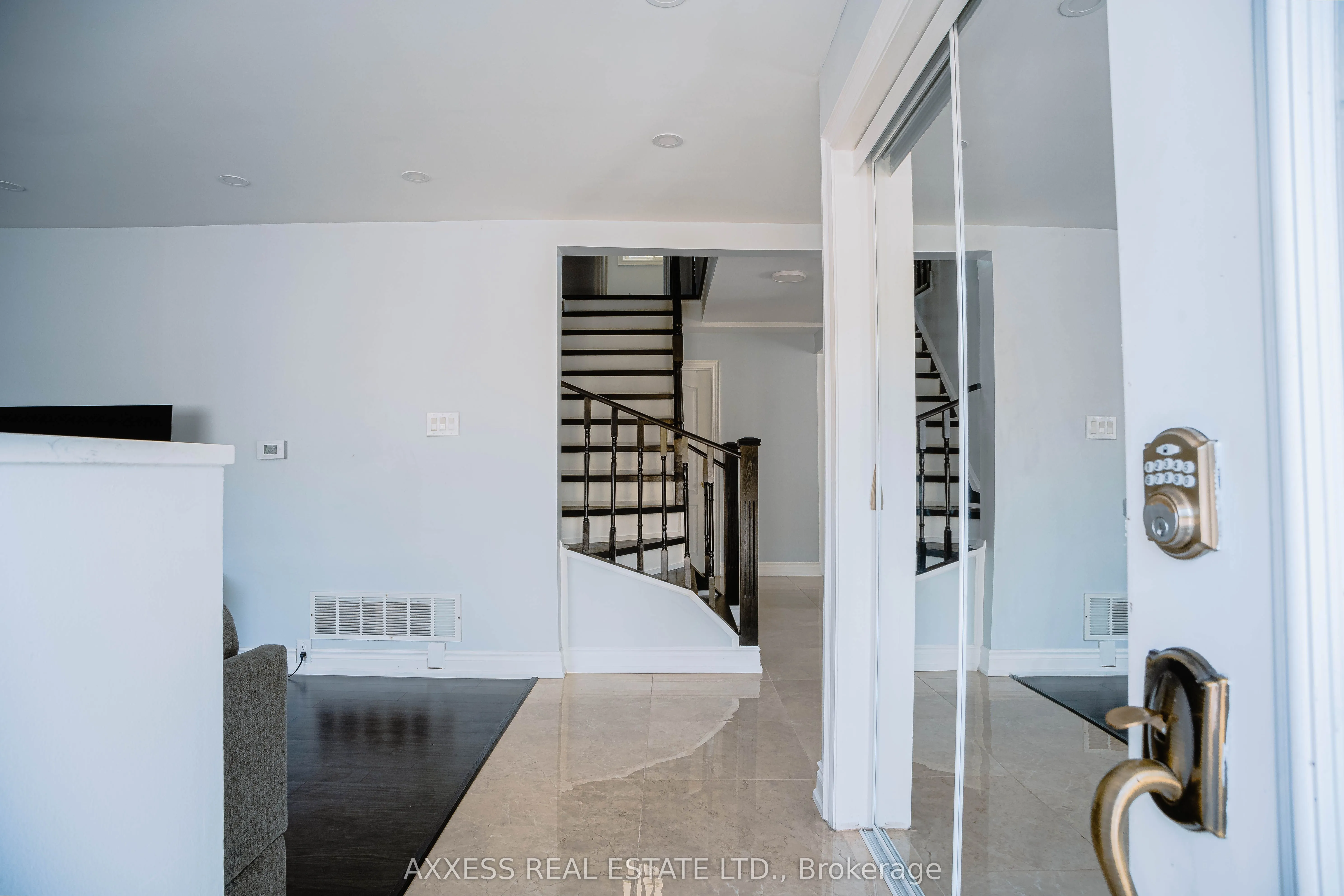 263 Elm Avenue