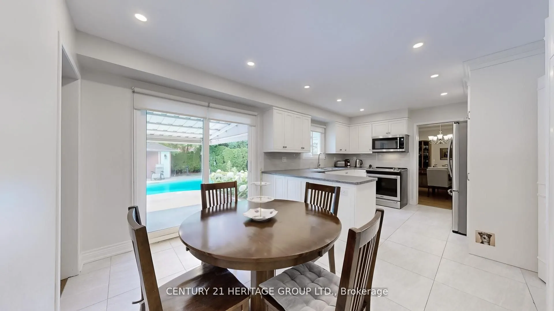 280 Henderson Avenue