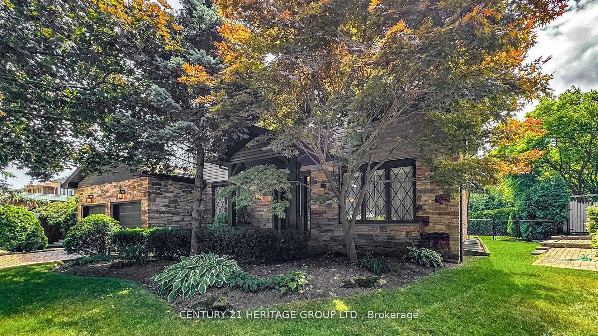 280 Henderson Avenue