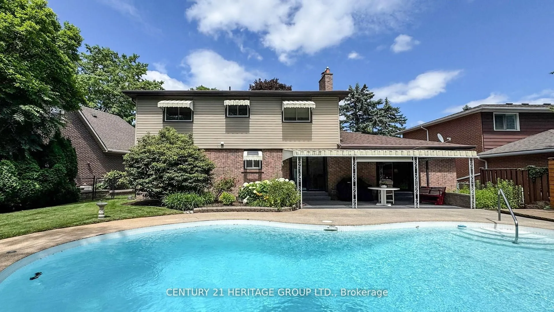 280 Henderson Avenue