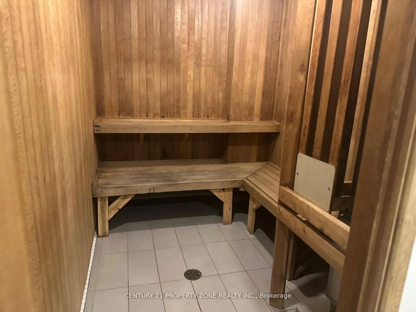 7167 Yonge Street, #1502