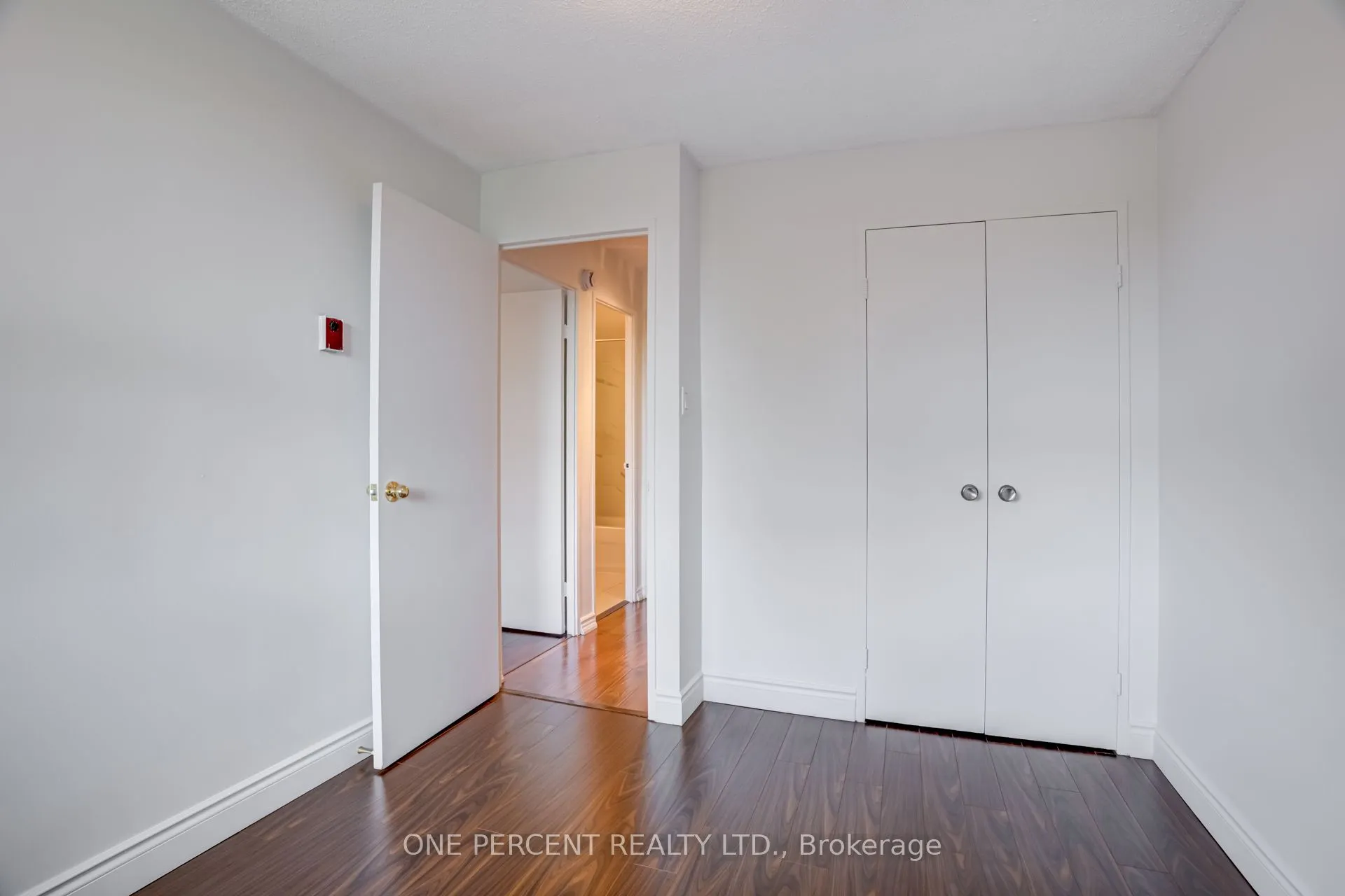 80 Inverlochy Boulevard, #409