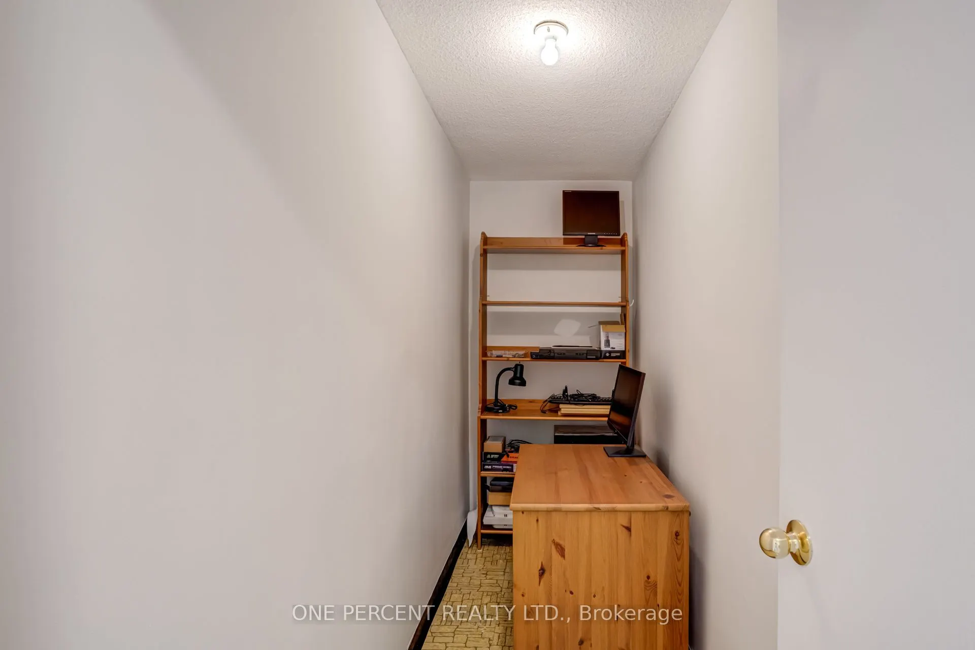 80 Inverlochy Boulevard, #409