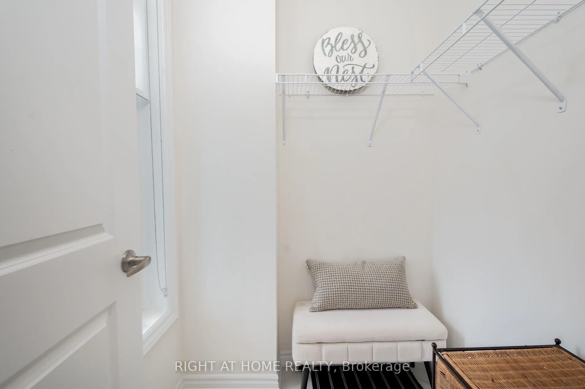 2191 Grainger Loop