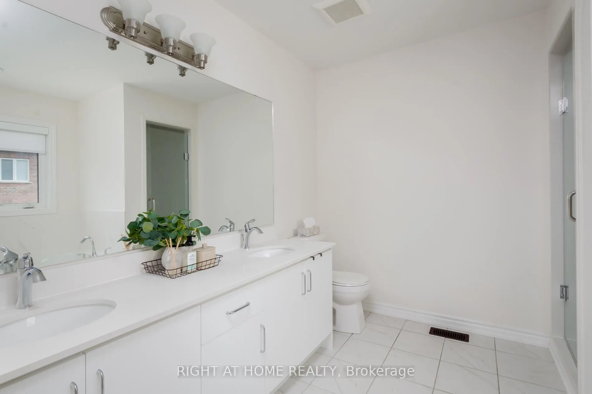 2191 Grainger Loop