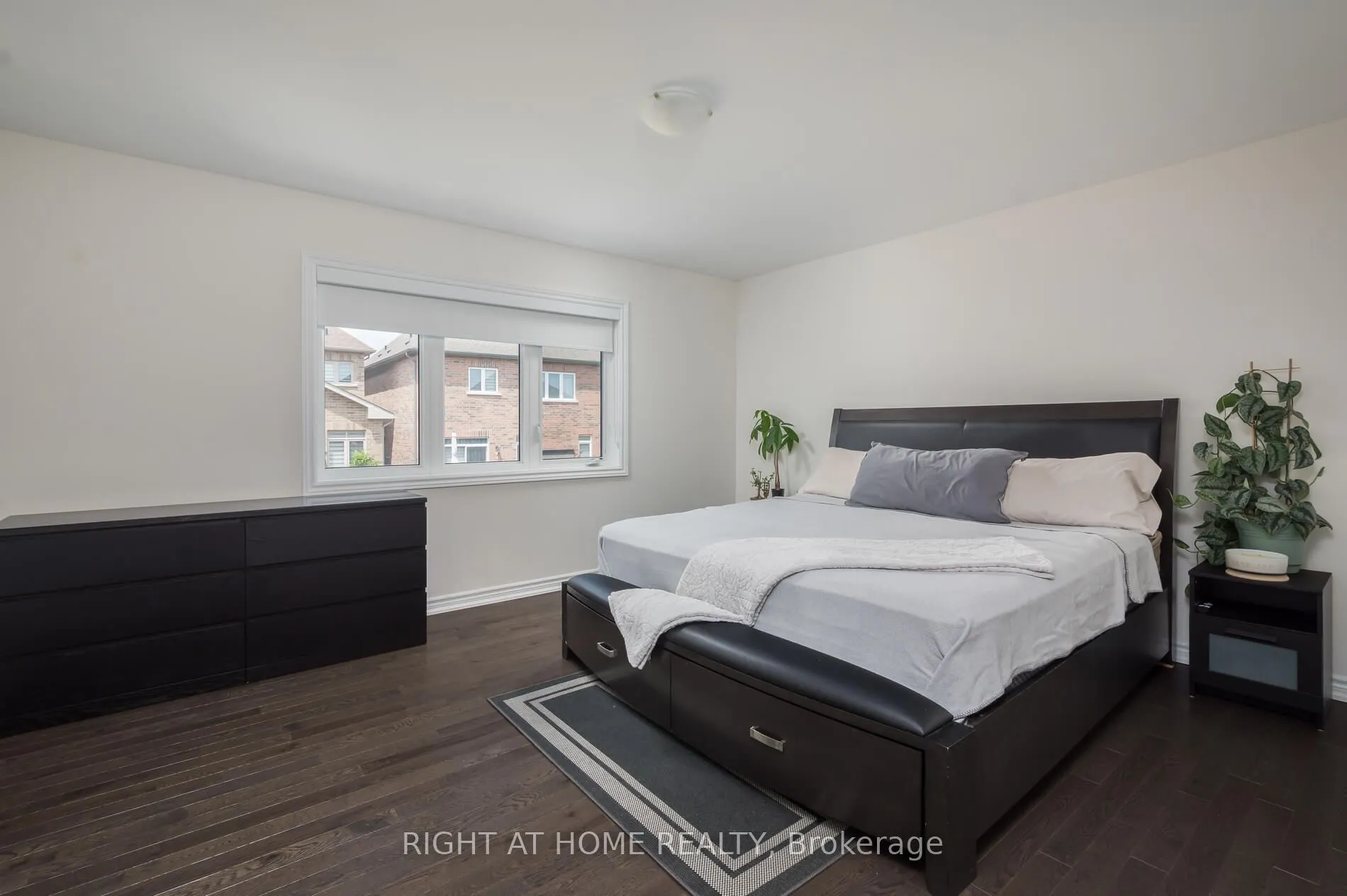 2191 Grainger Loop