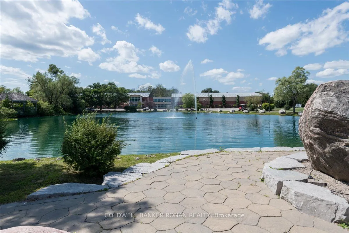 126 Green Briar Road, #126