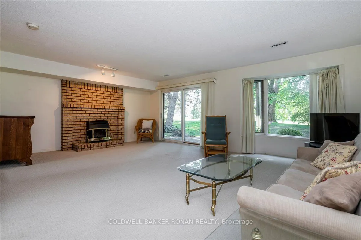 126 Green Briar Road, #126