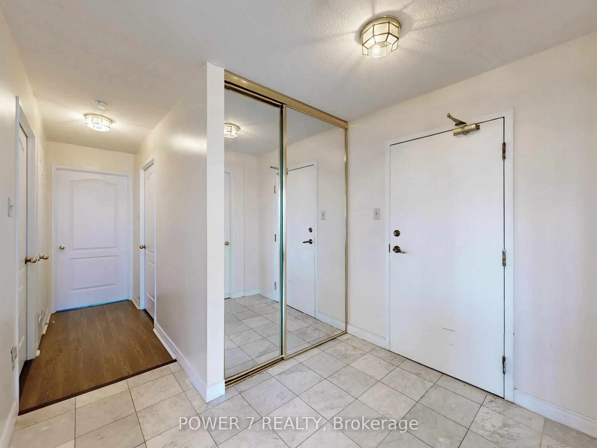 7 Townsgate Drive, #1603