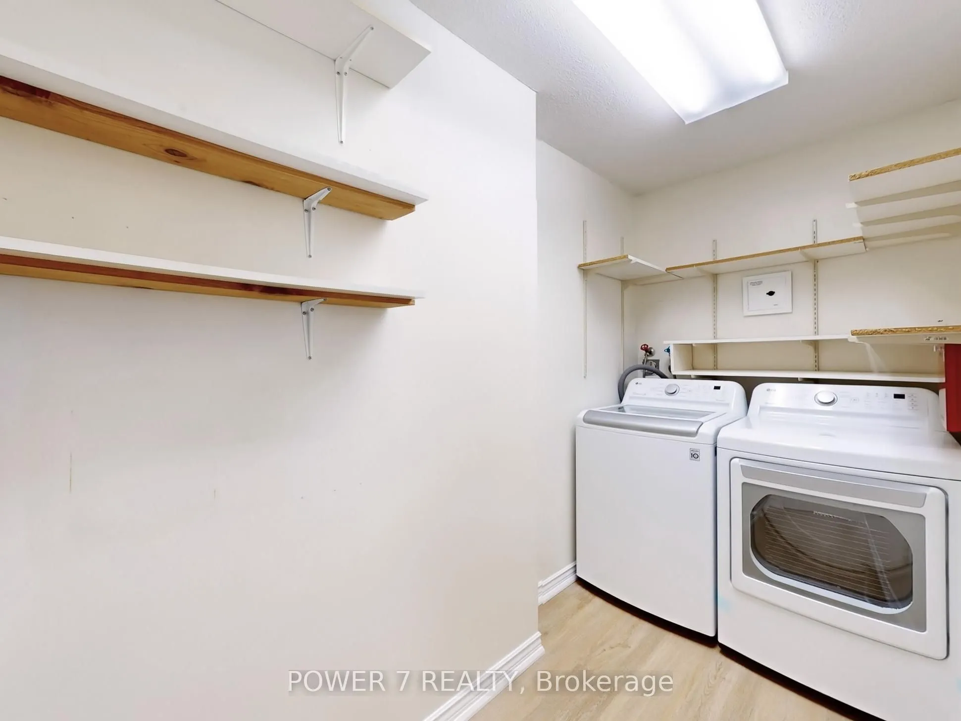 7 Townsgate Drive, #1603