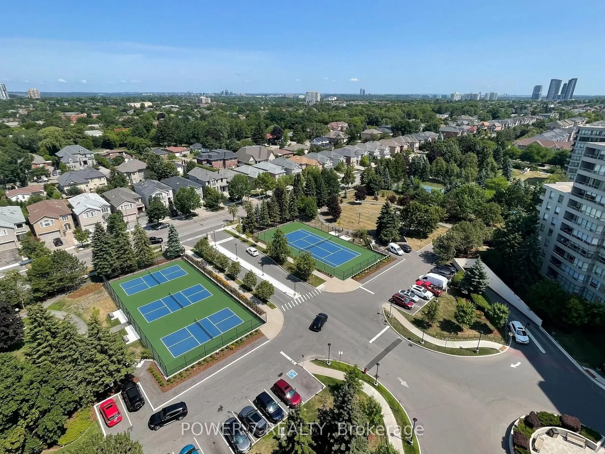 7 Townsgate Drive, #1603