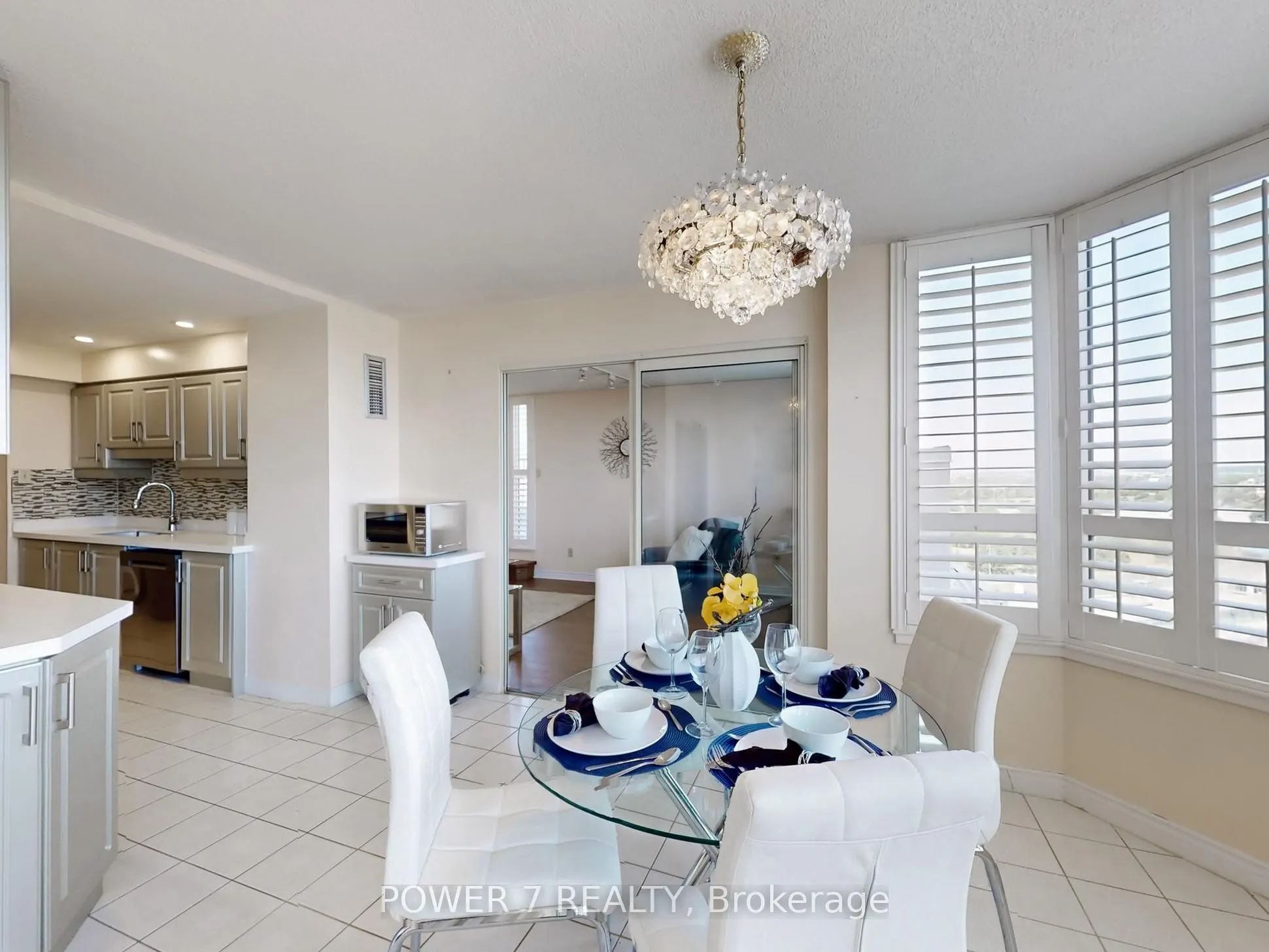 7 Townsgate Drive, #1603