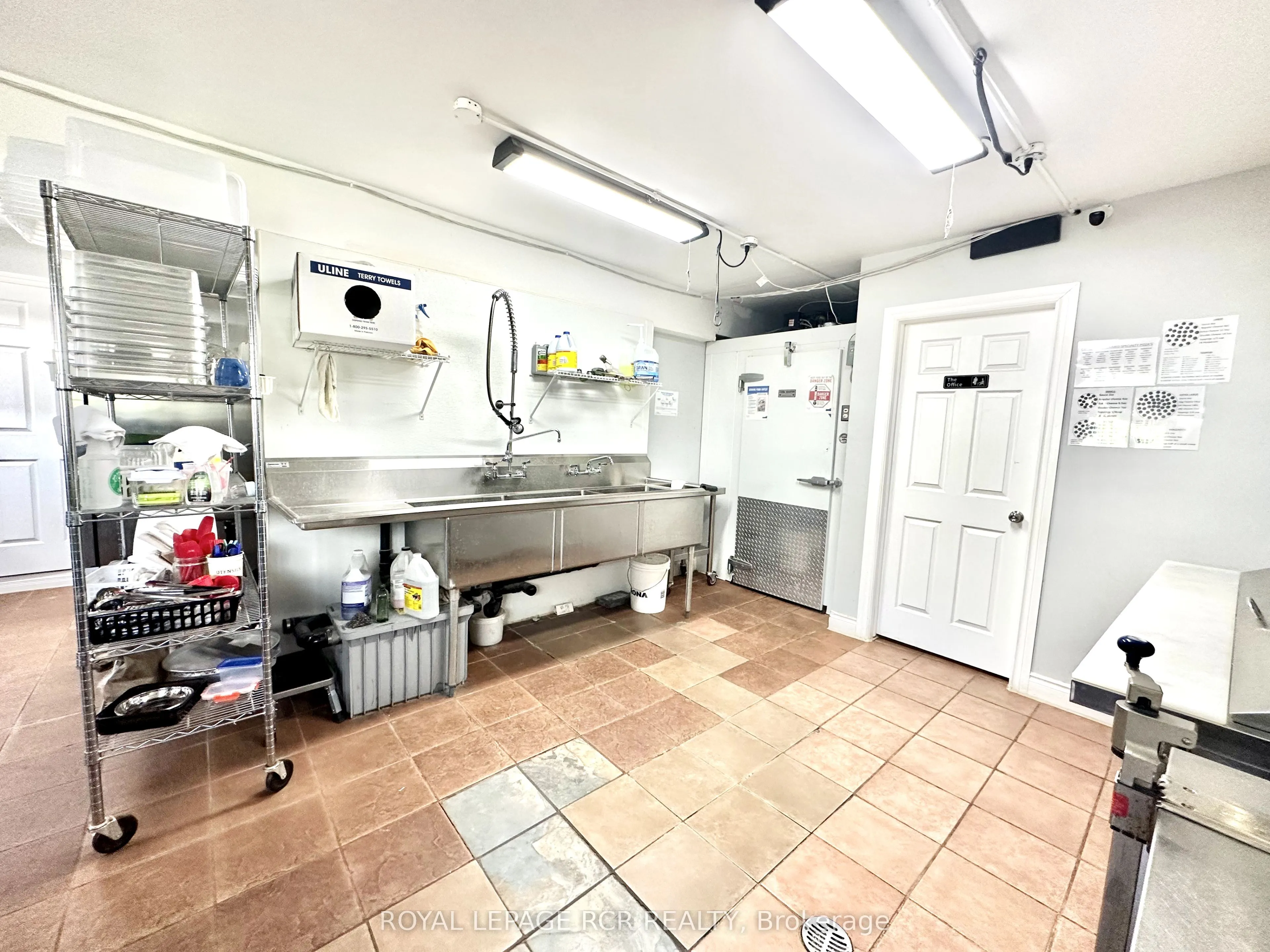 185 Main Street, #B