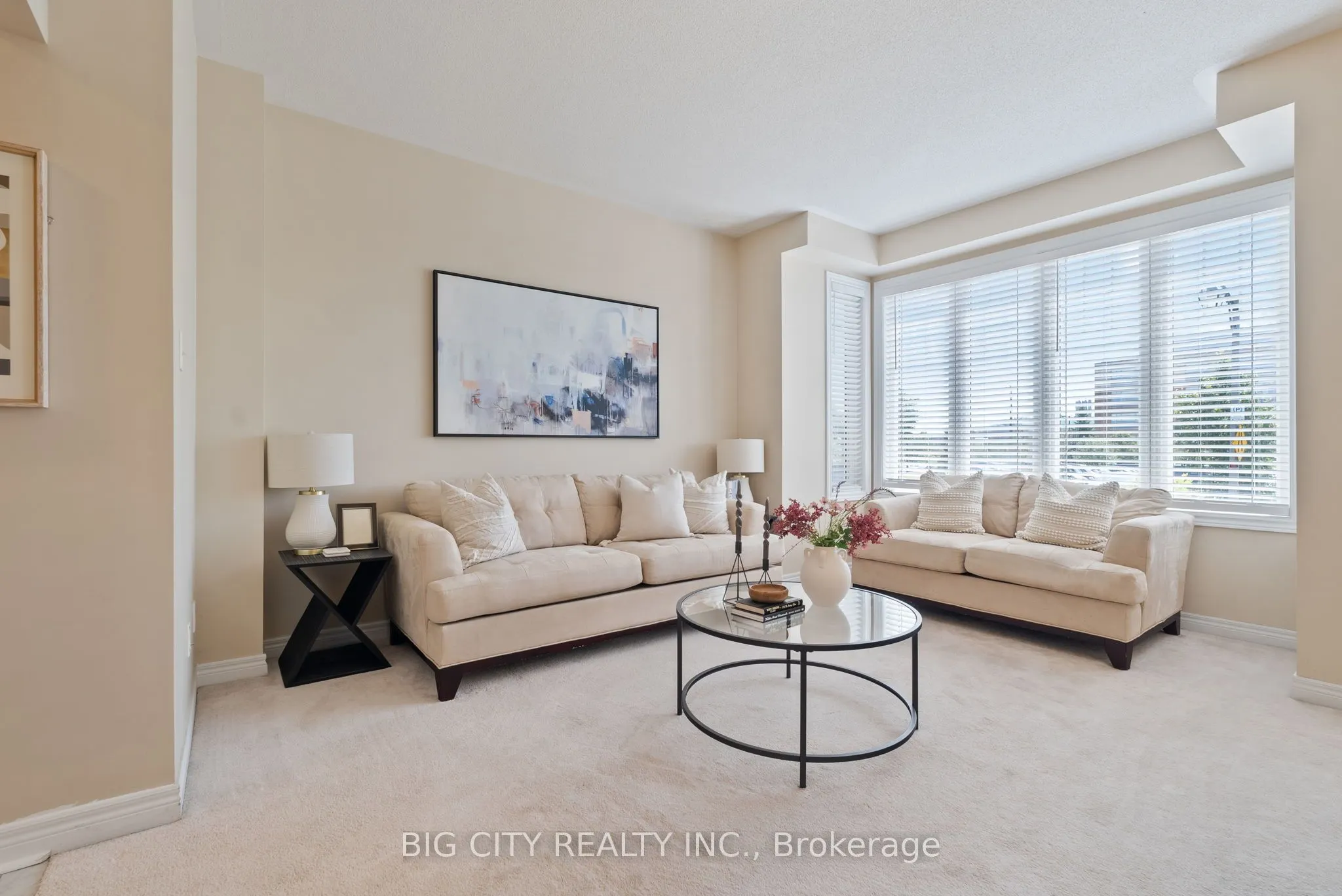 98 Riverlands Avenue