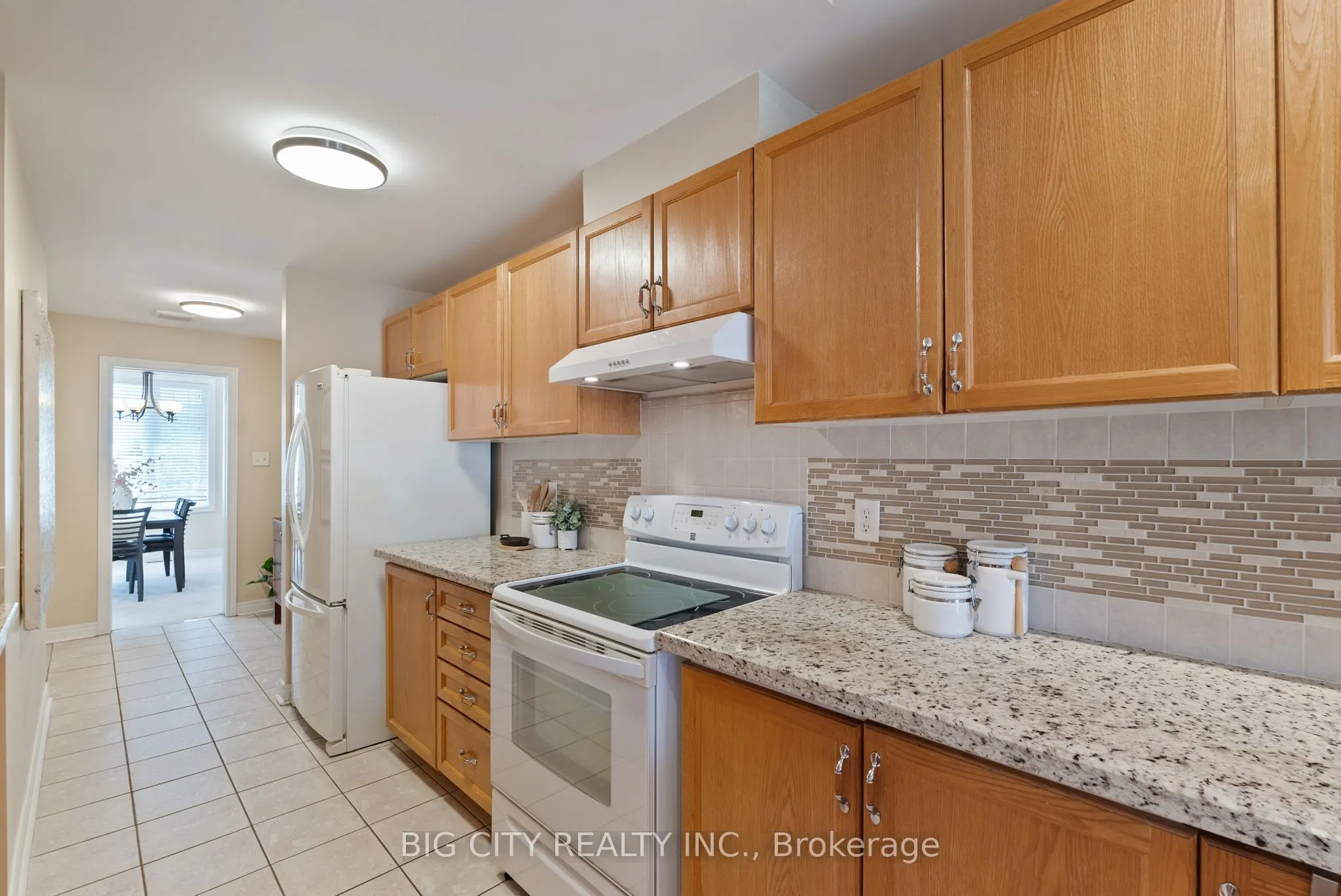 98 Riverlands Avenue
