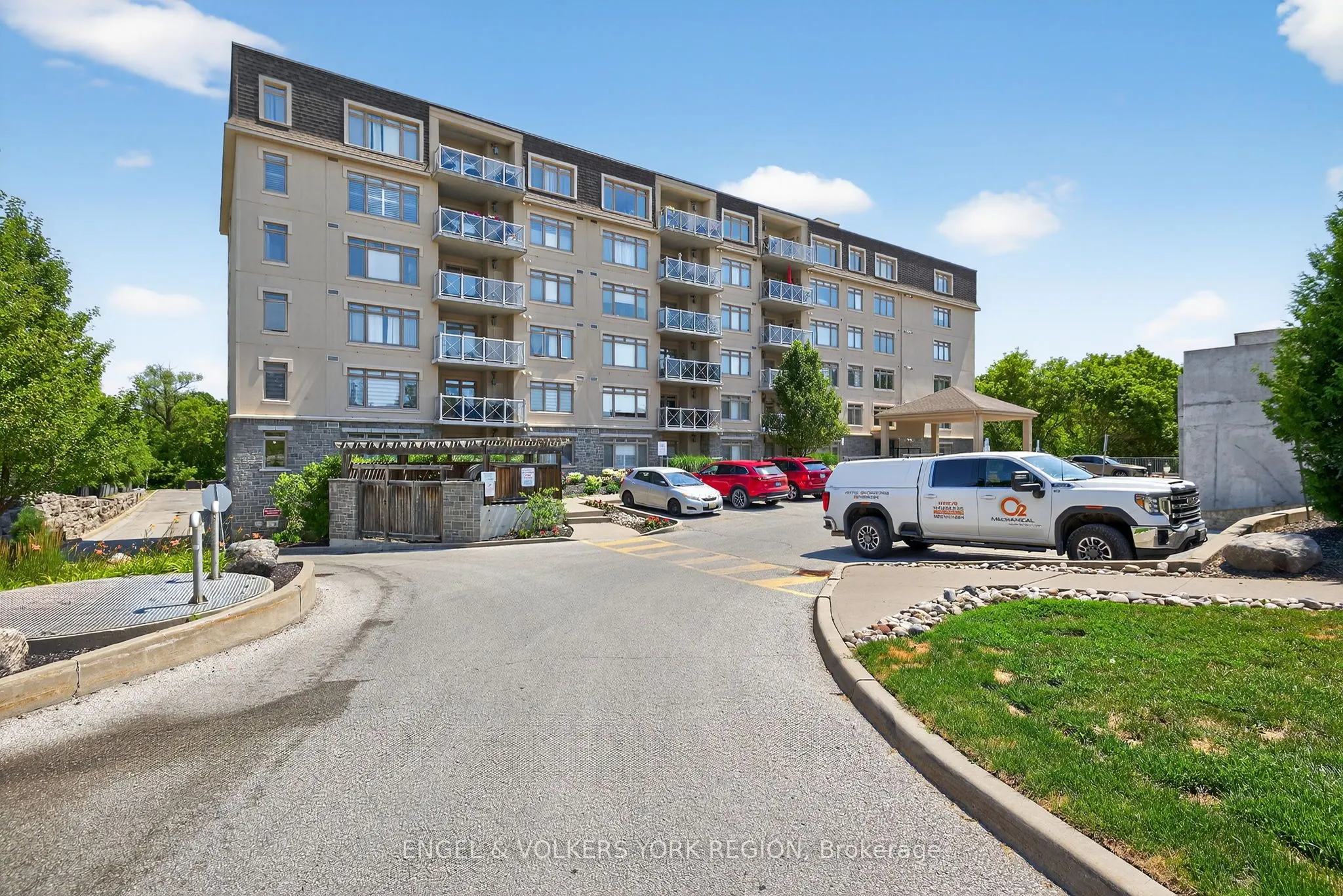 149 Church Street, #503