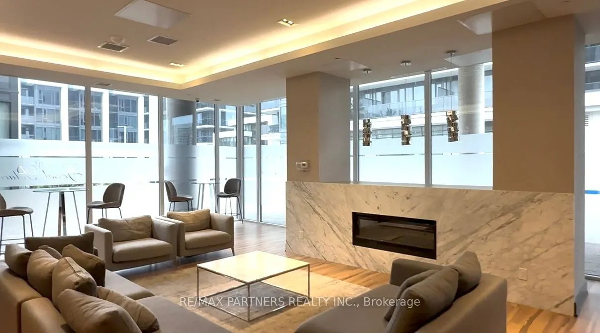 9618 Yonge Street, #607