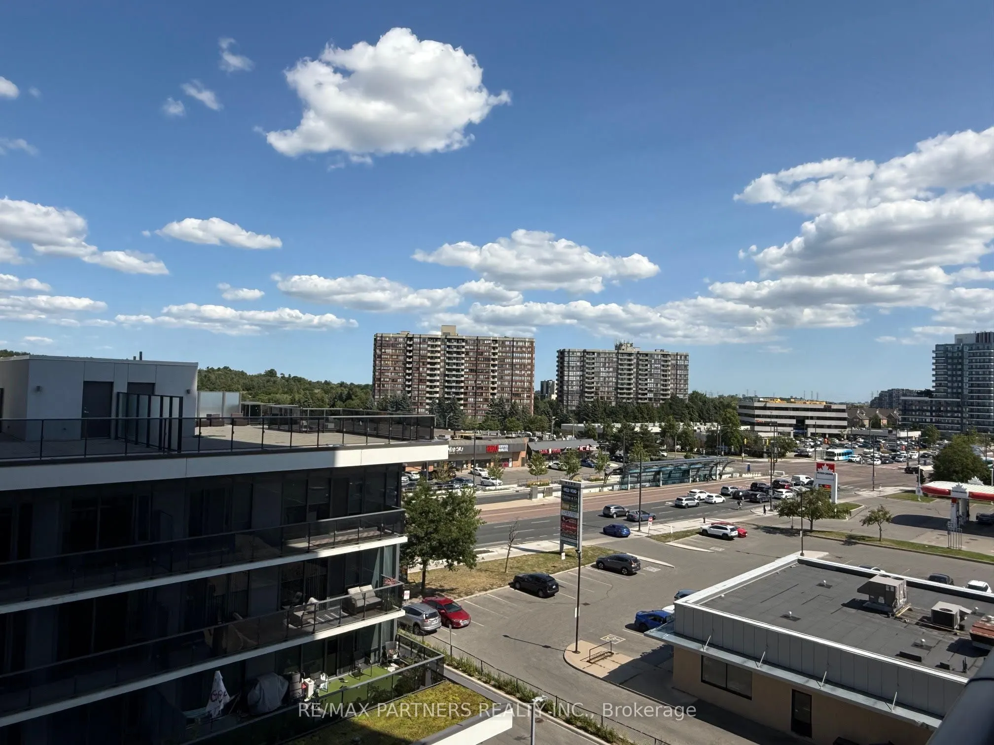 9618 Yonge Street, #607
