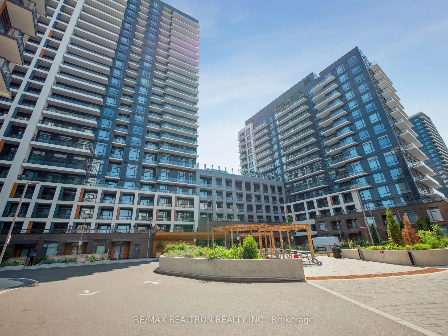 7950 Bathurst Street, #1802