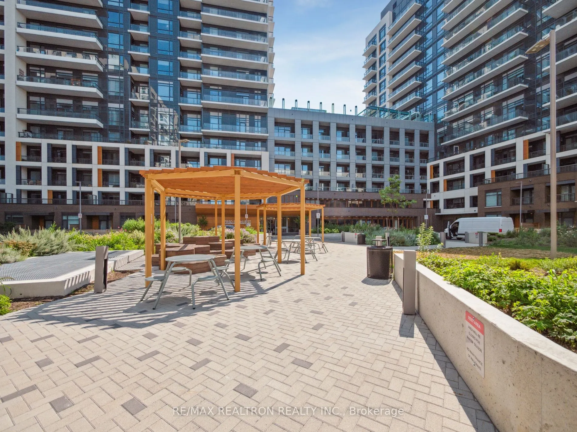 7950 Bathurst Street, #1802