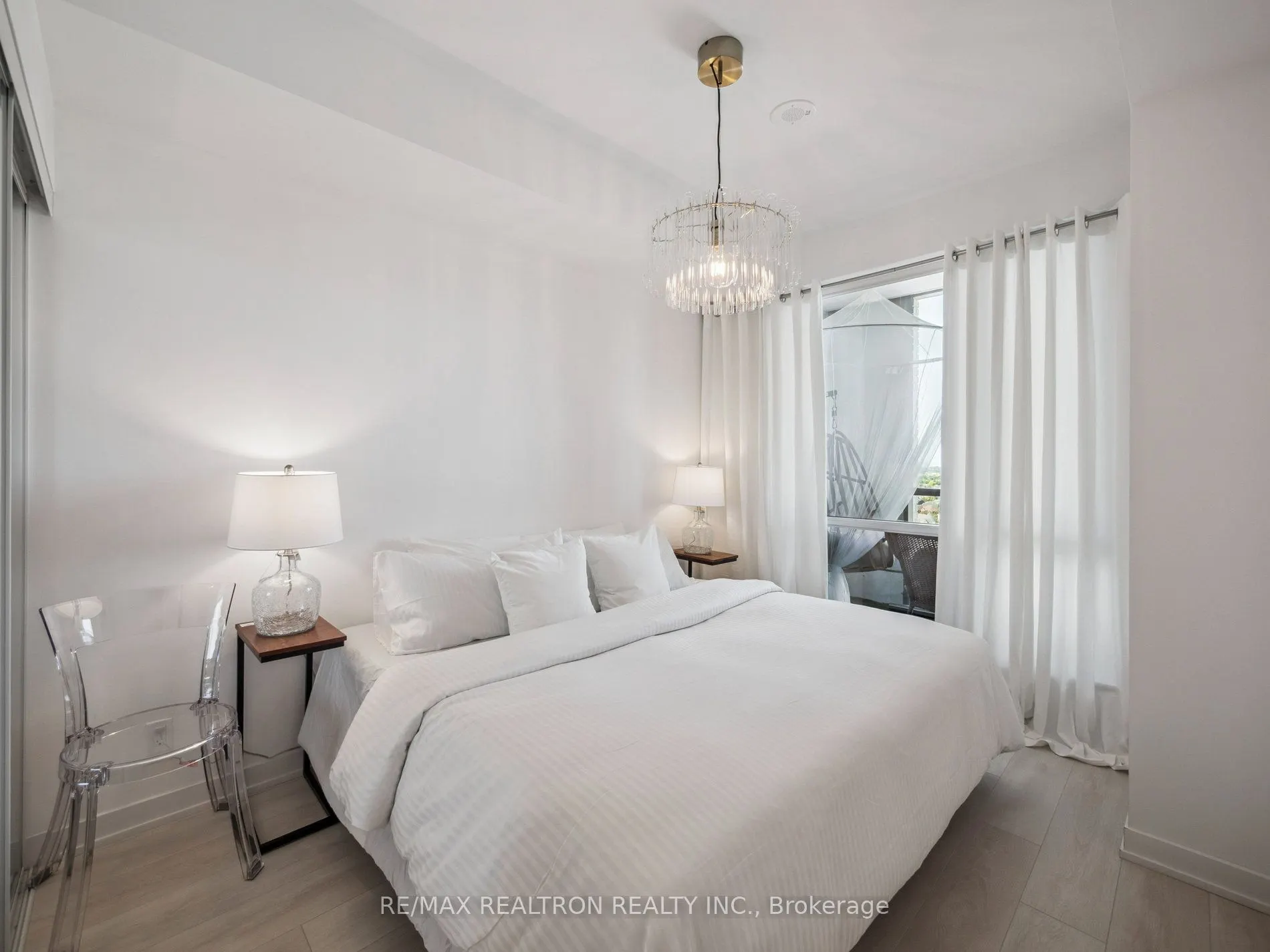 7950 Bathurst Street, #1802