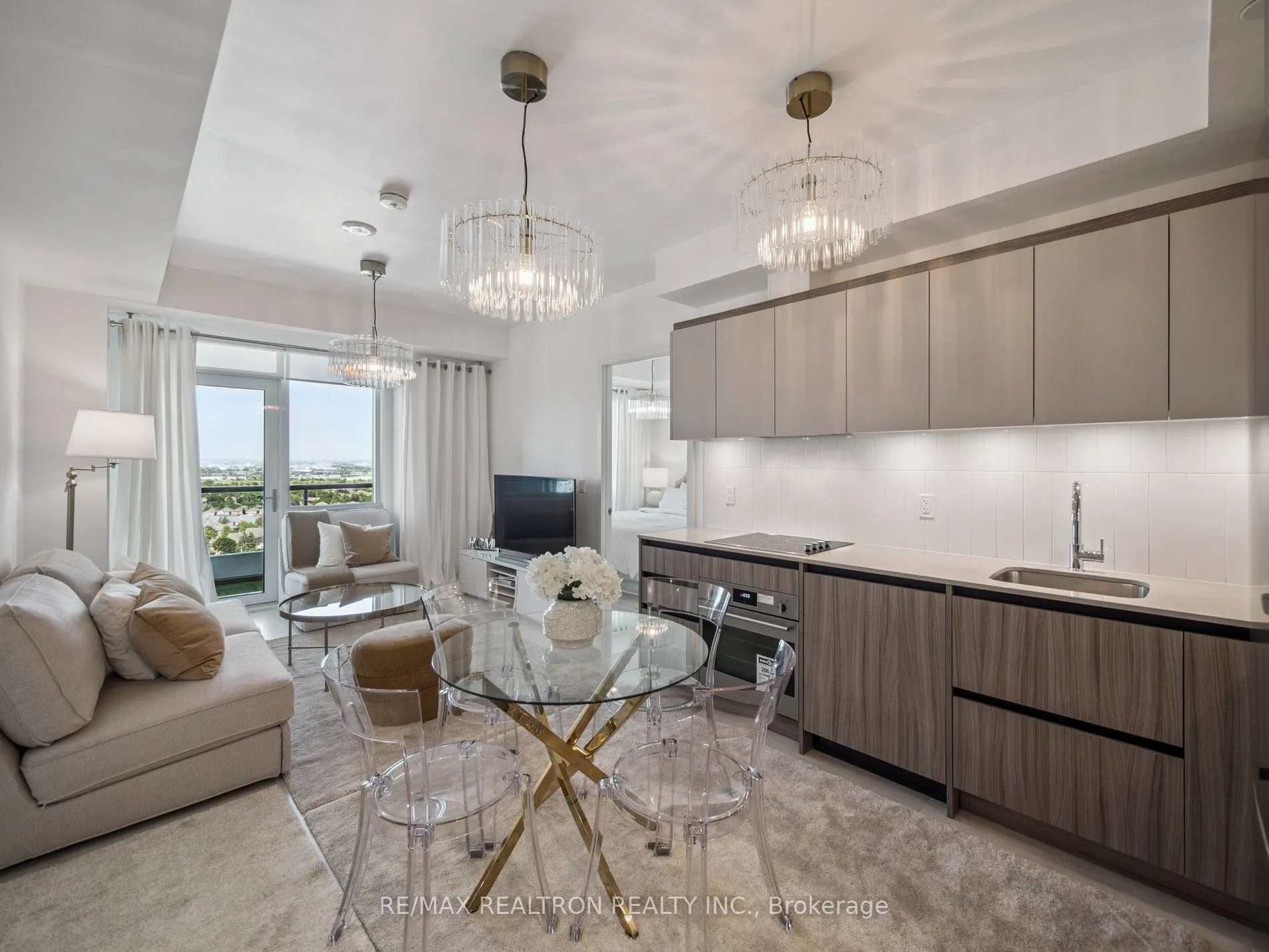 7950 Bathurst Street, #1802