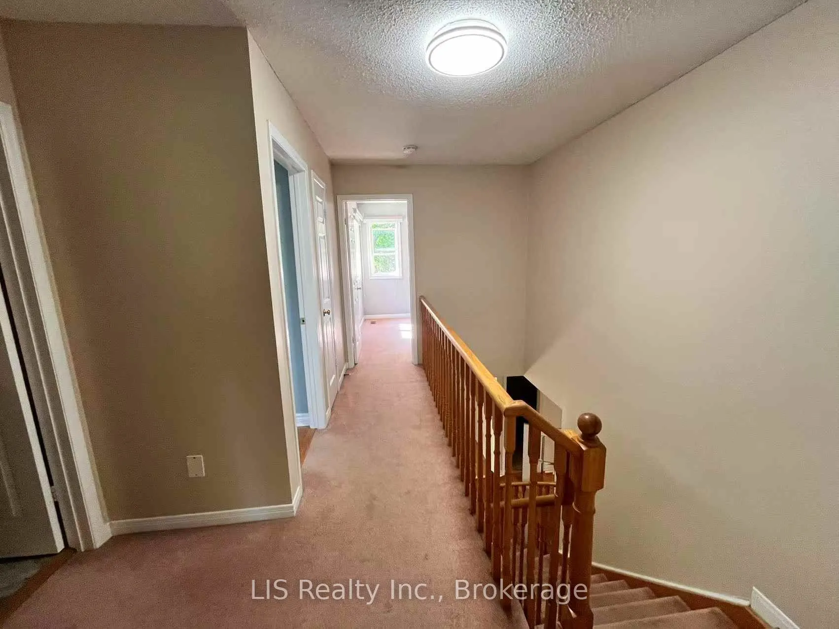 16 Murdock Avenue