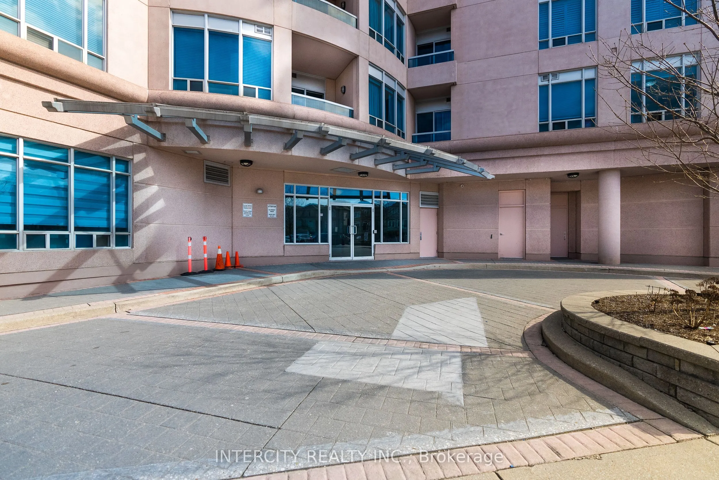1 Cordoba Drive, #607
