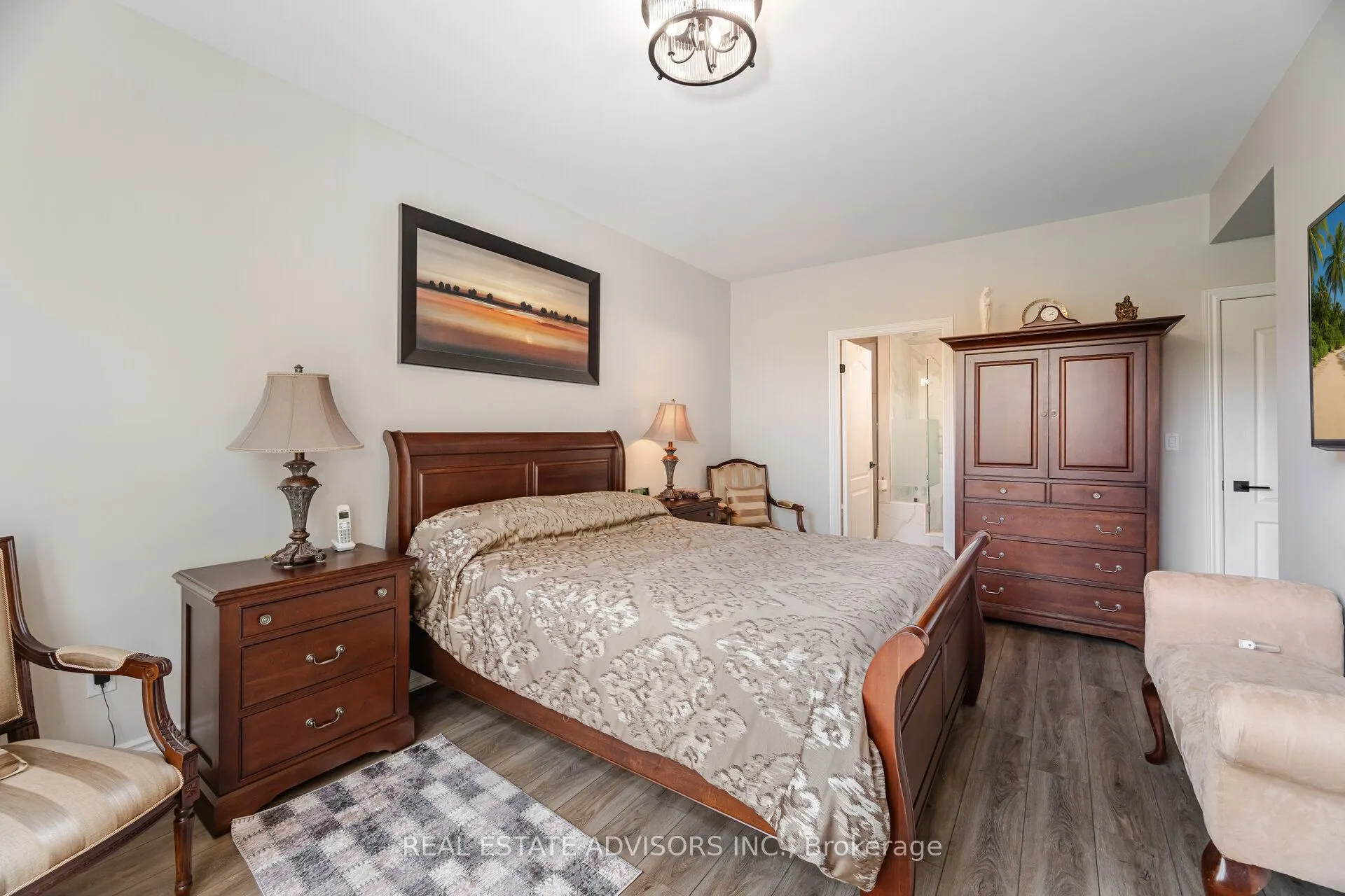 53 Woodbridge Avenue, #313