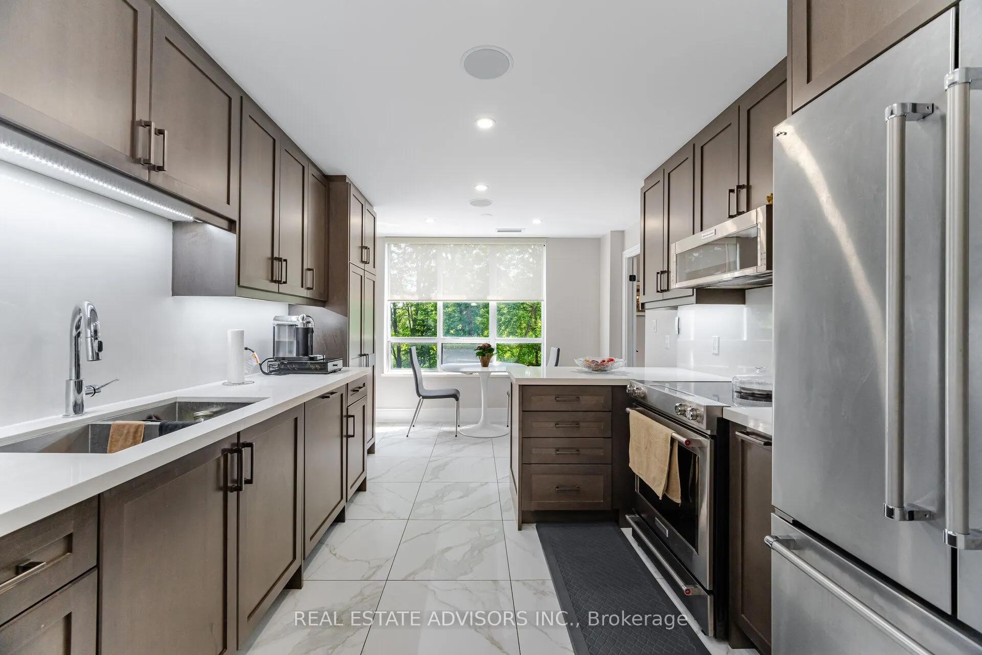 53 Woodbridge Avenue, #313