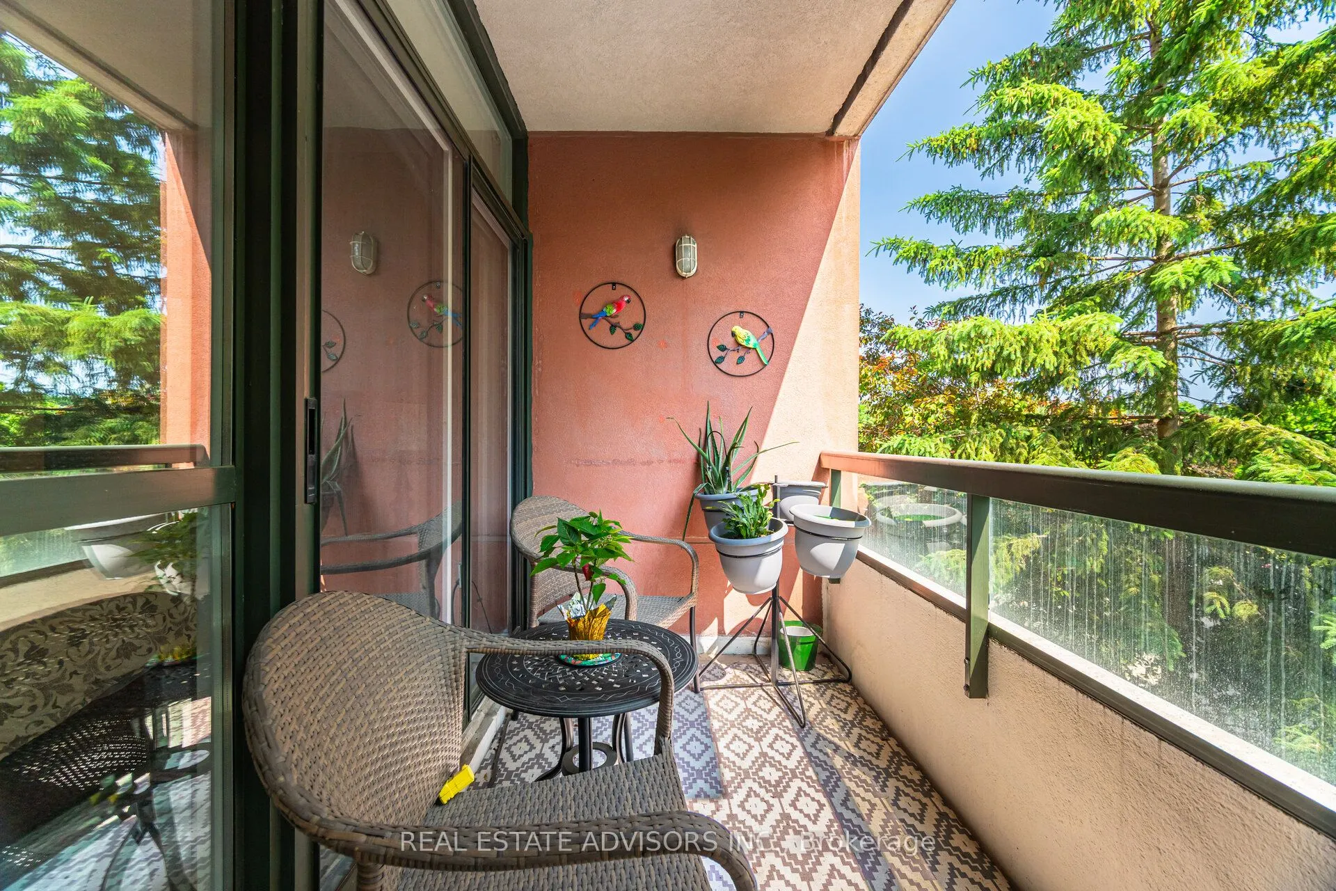 53 Woodbridge Avenue, #313