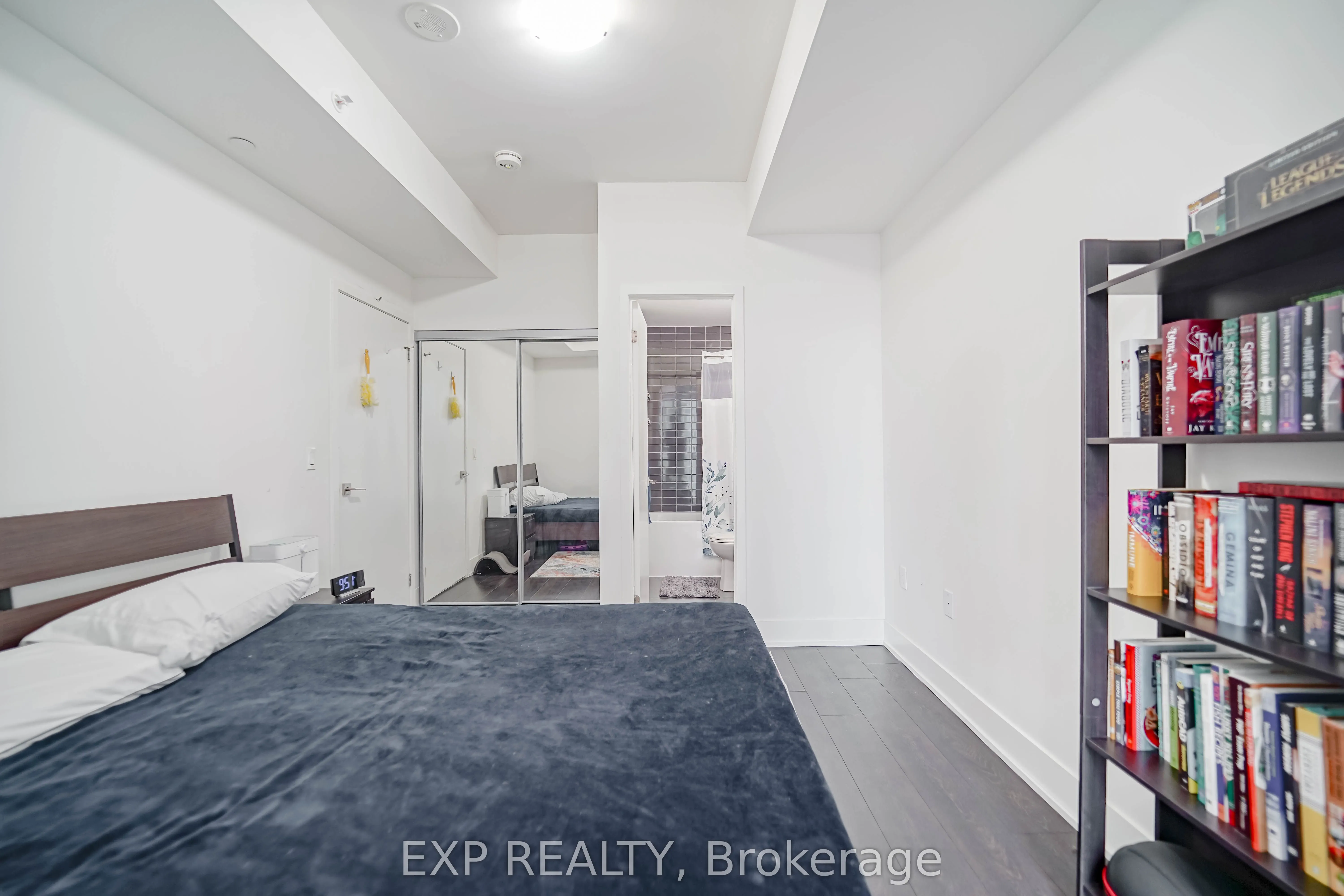 2916 Highway 7 Road, #418