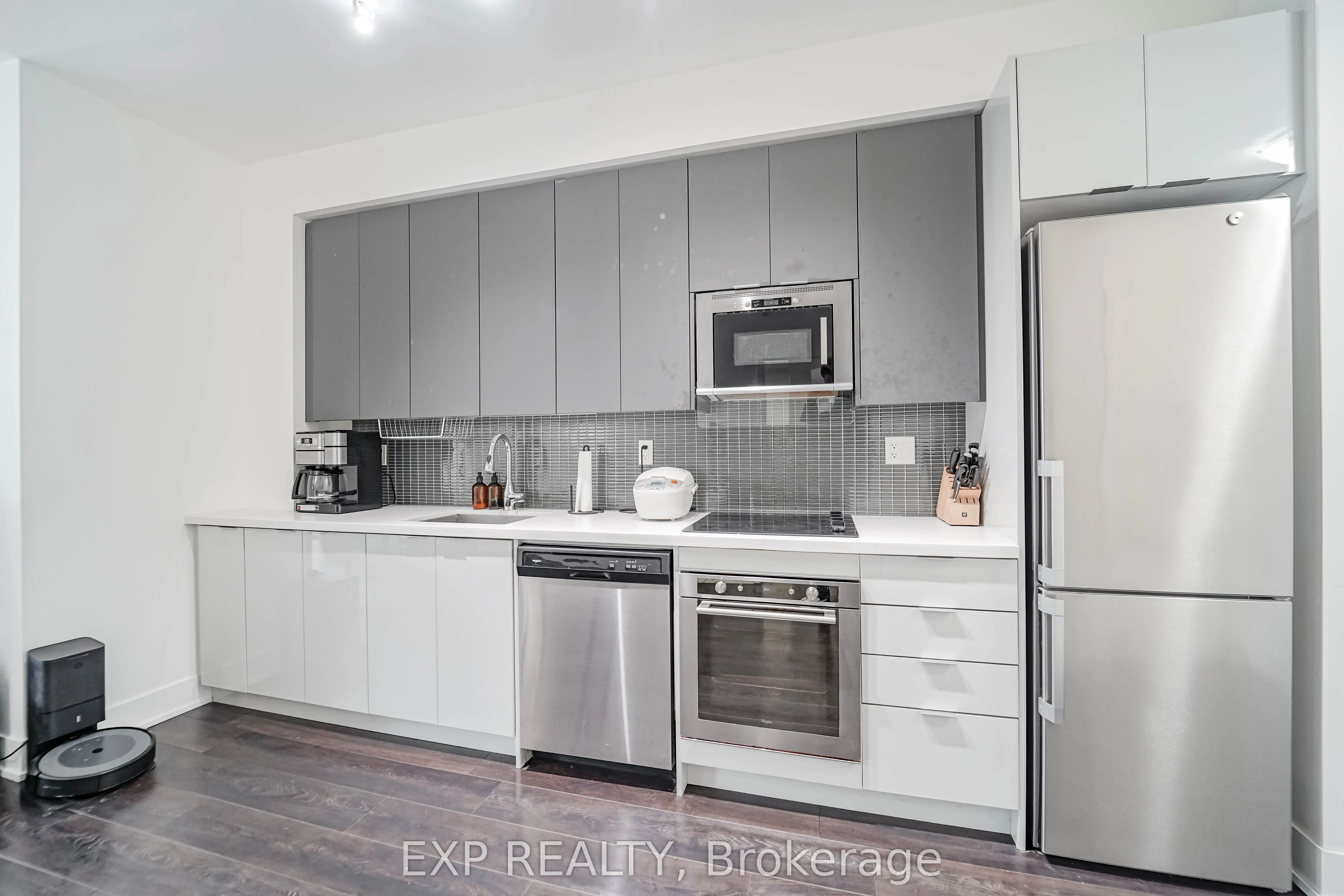 2916 Highway 7 Road, #418