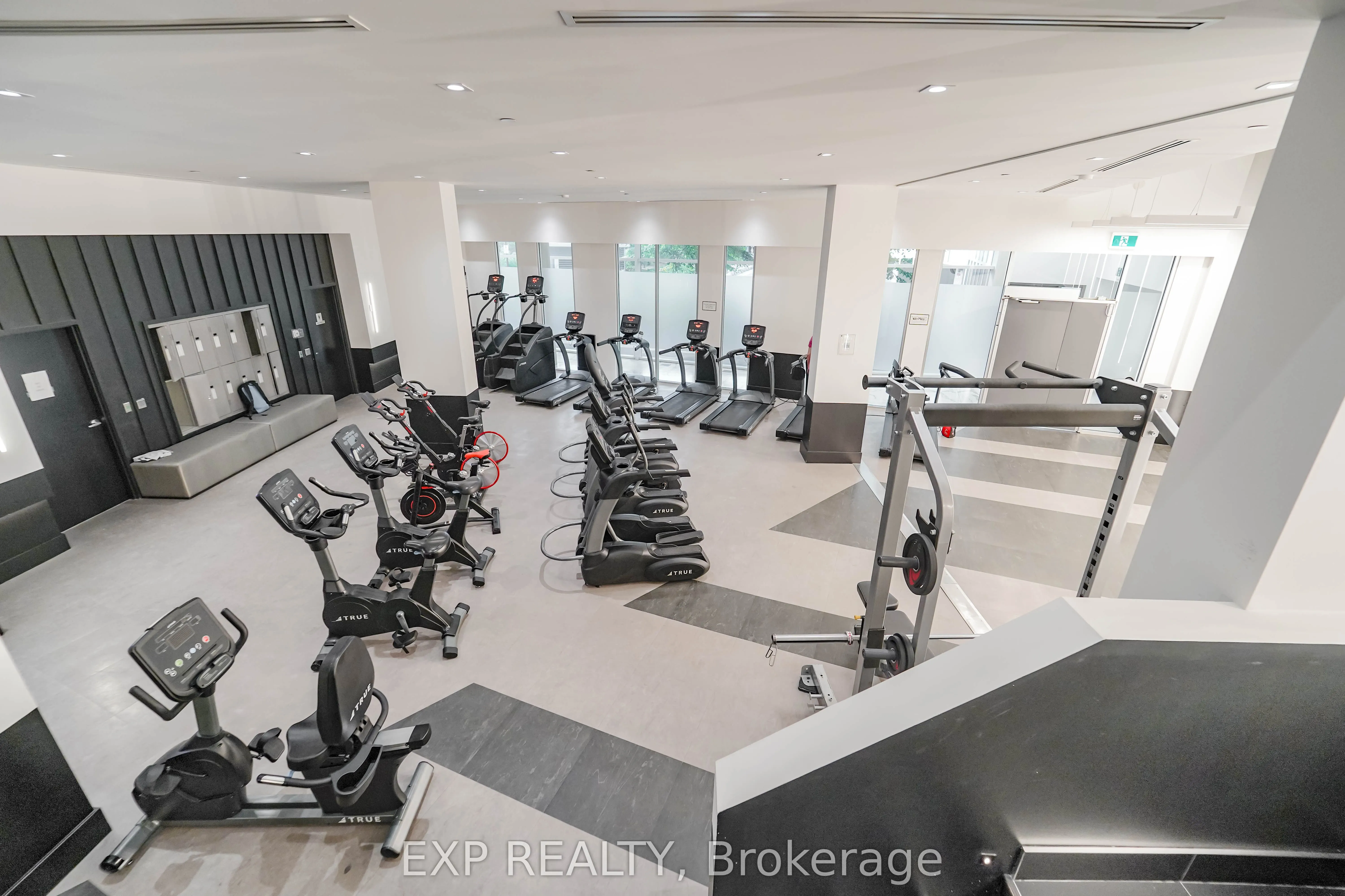 2916 Highway 7 Road, #418