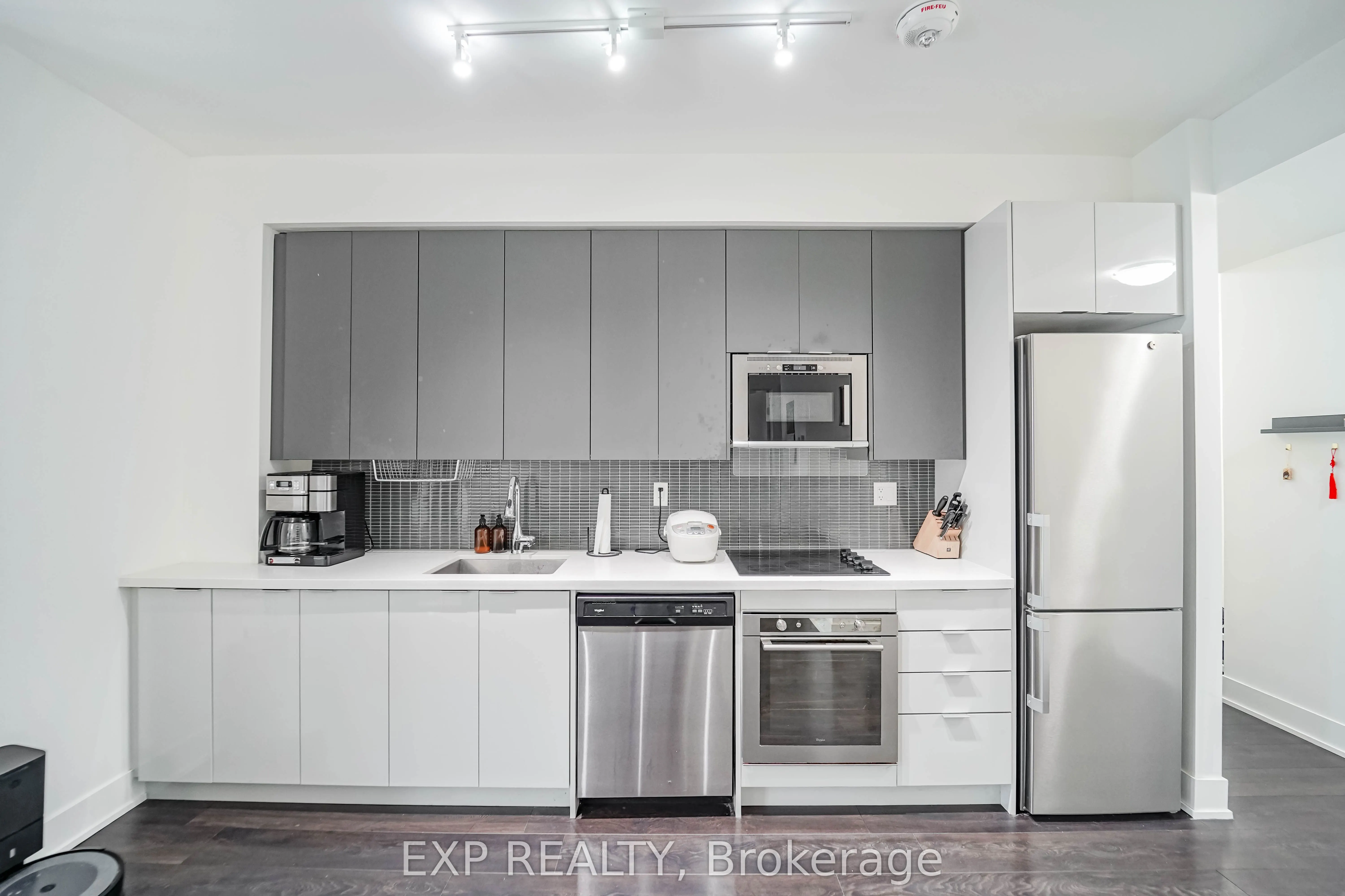 2916 Highway 7 Road, #418