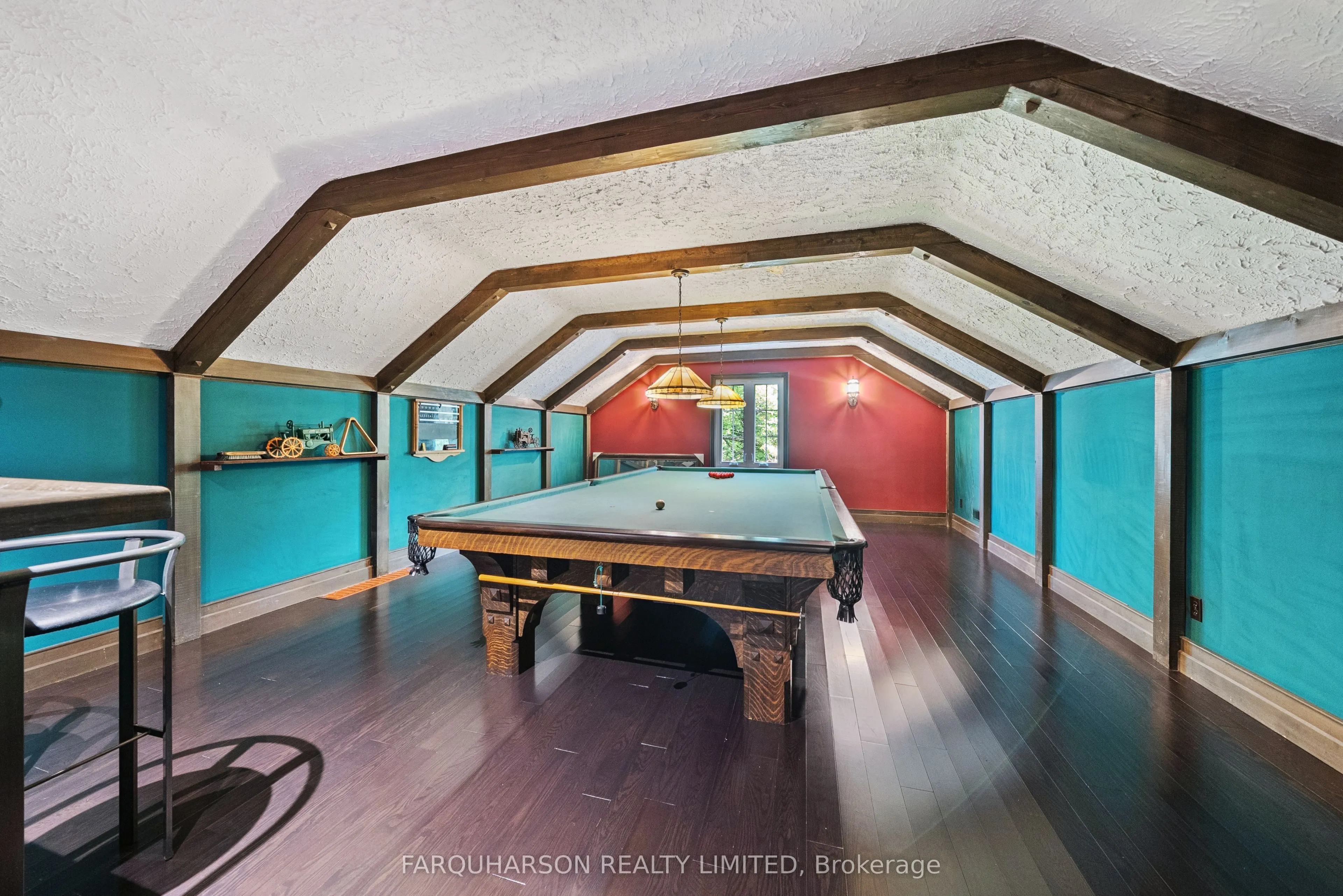 360 Ashworth Road