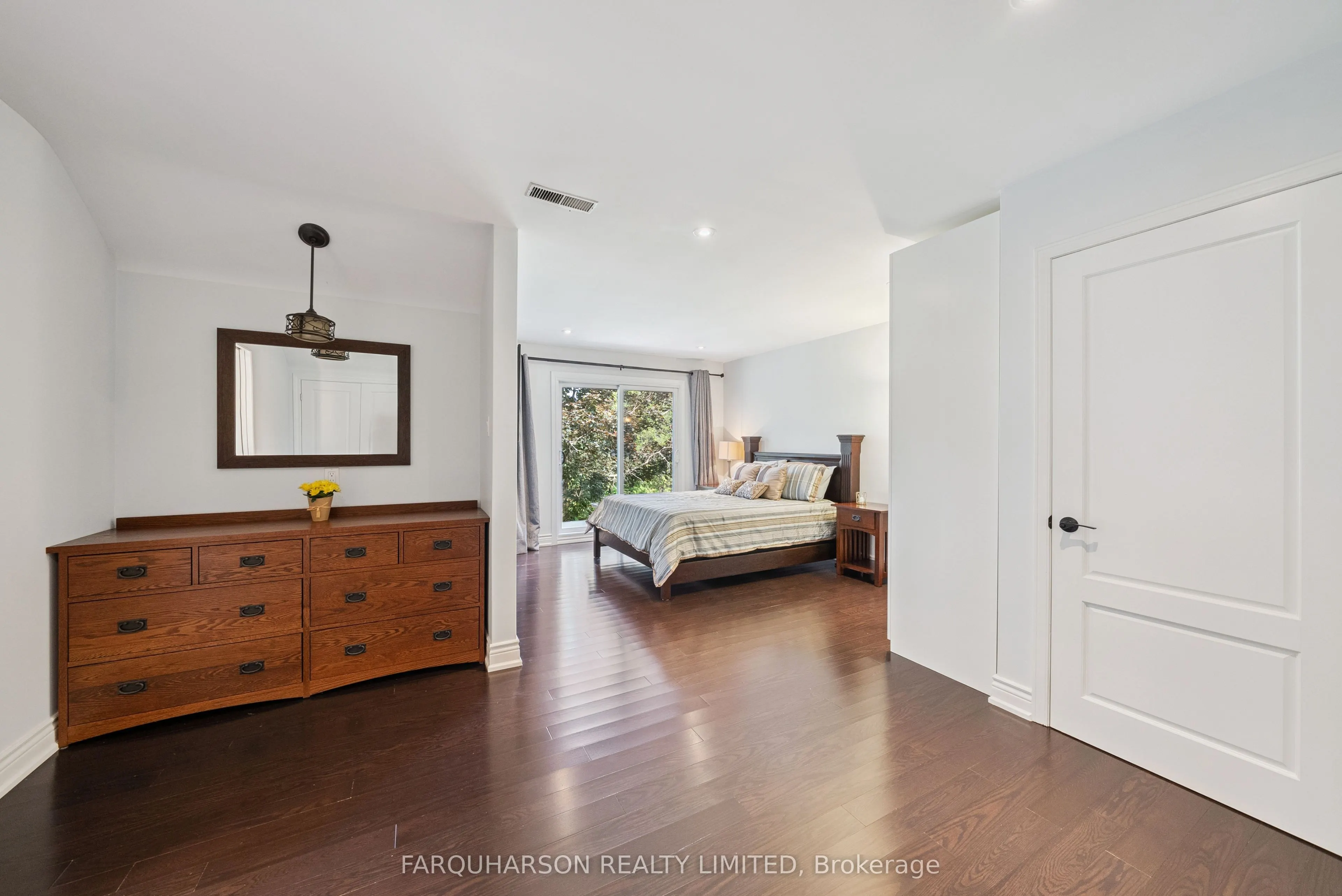 360 Ashworth Road