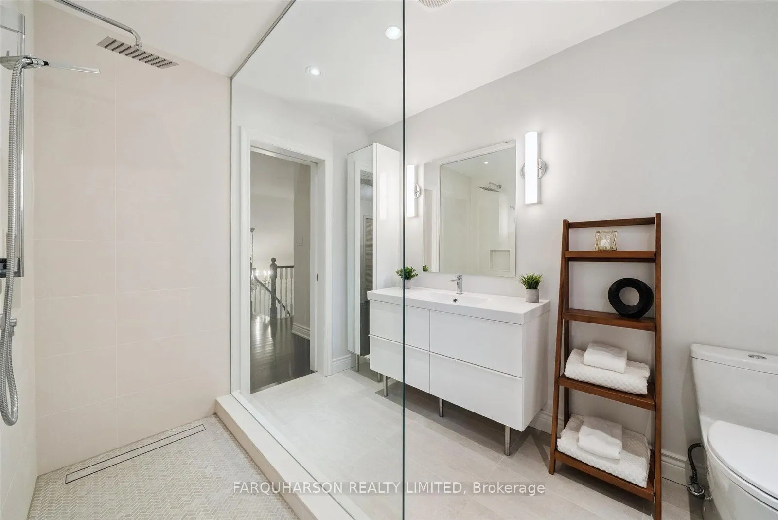 360 Ashworth Road