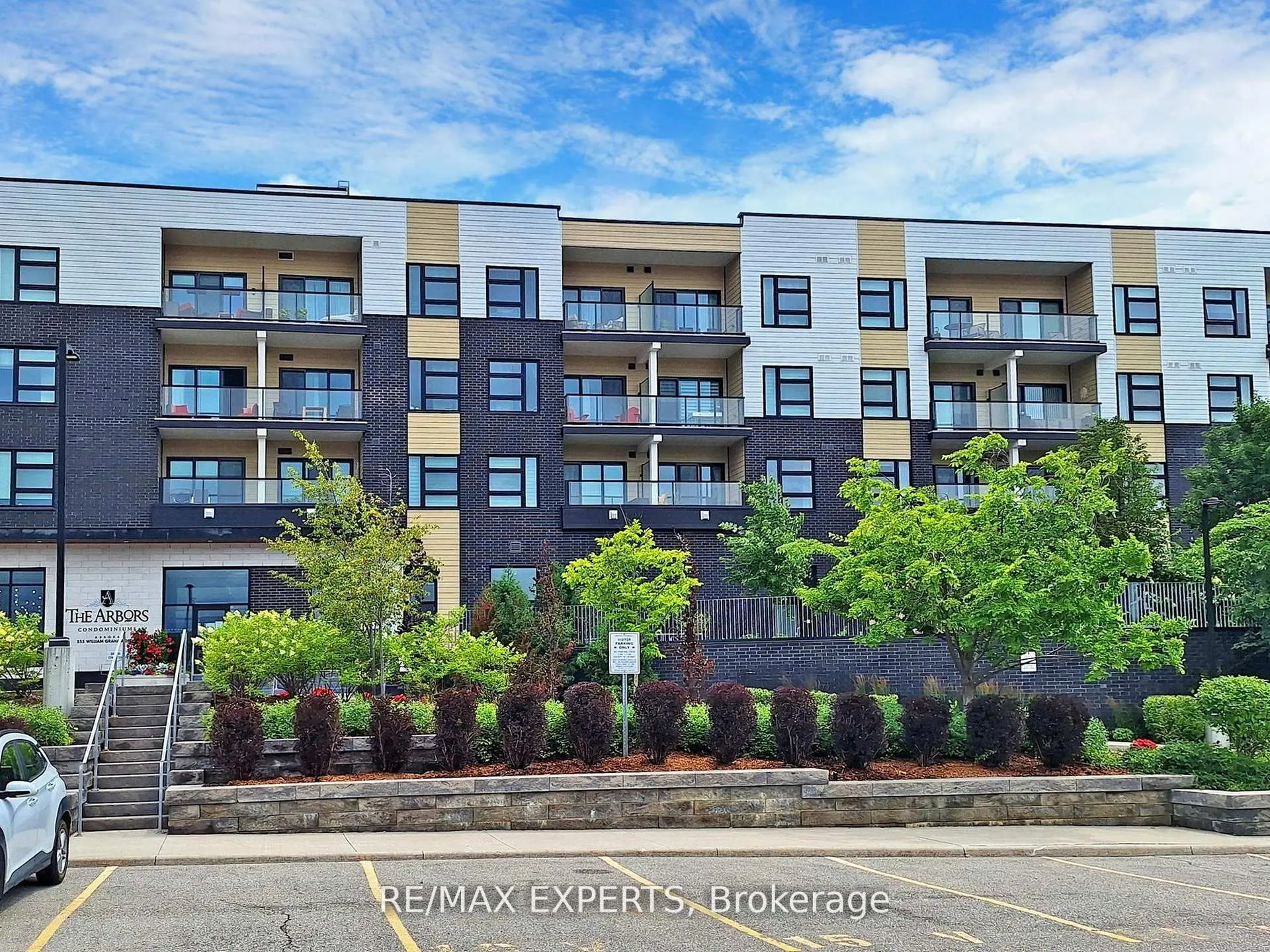 555 William Graham Drive, #326