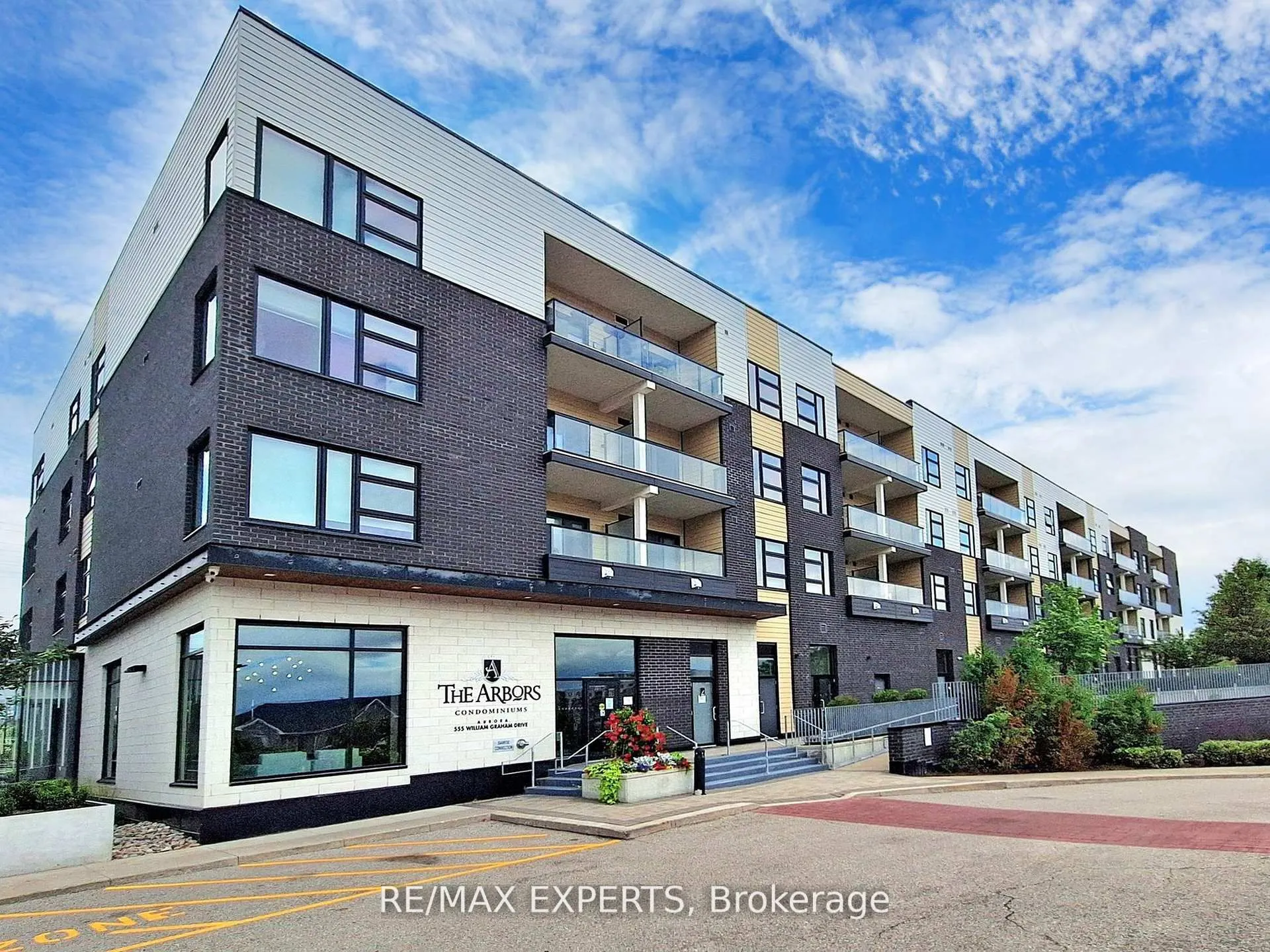 555 William Graham Drive, #326