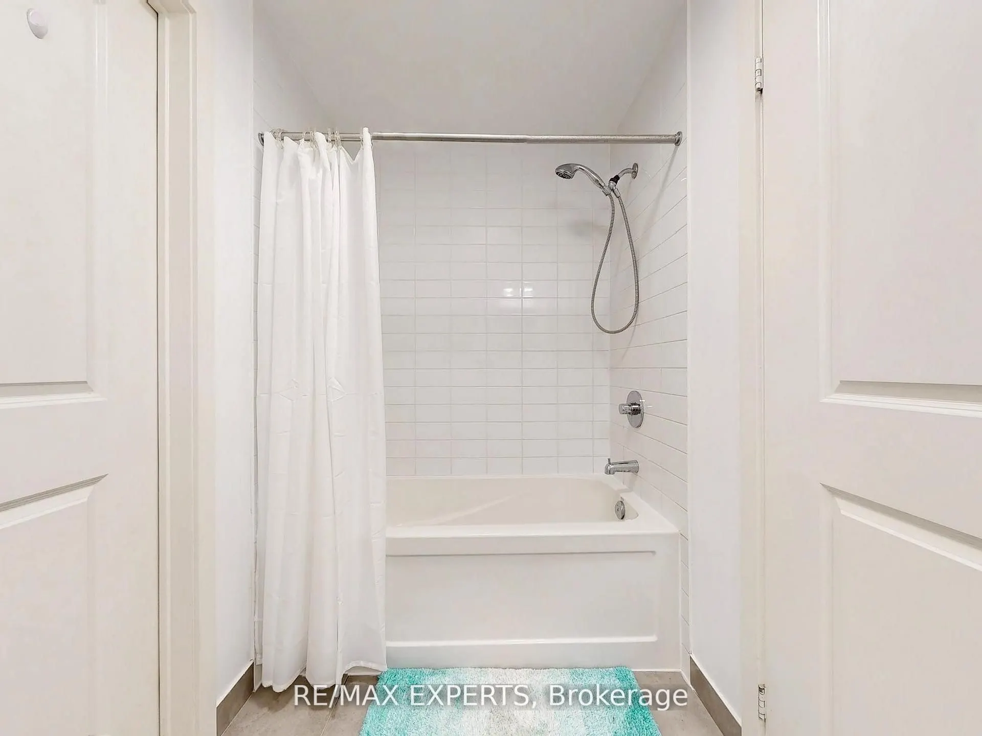 555 William Graham Drive, #326