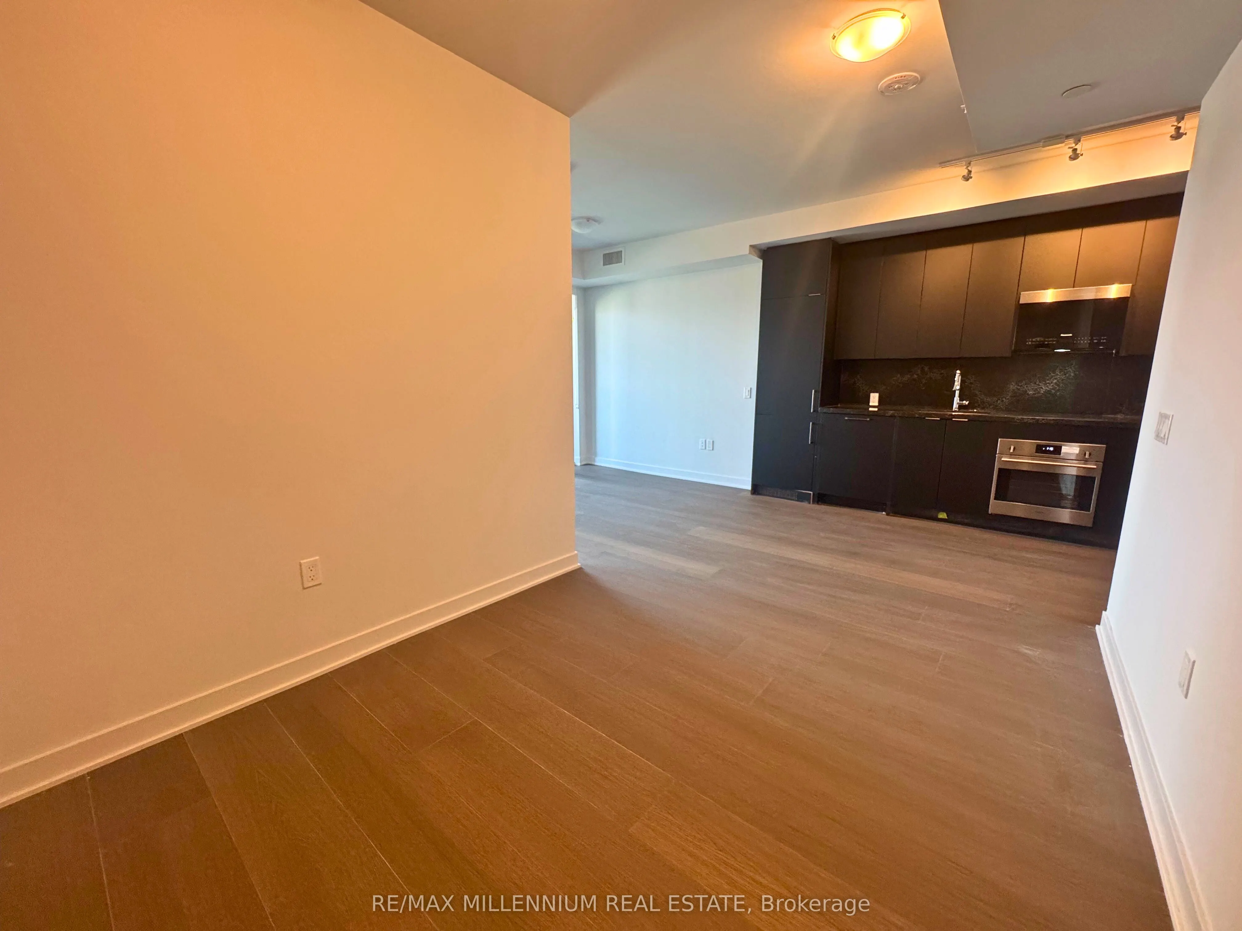 2920 Highway 7 Road, #3609