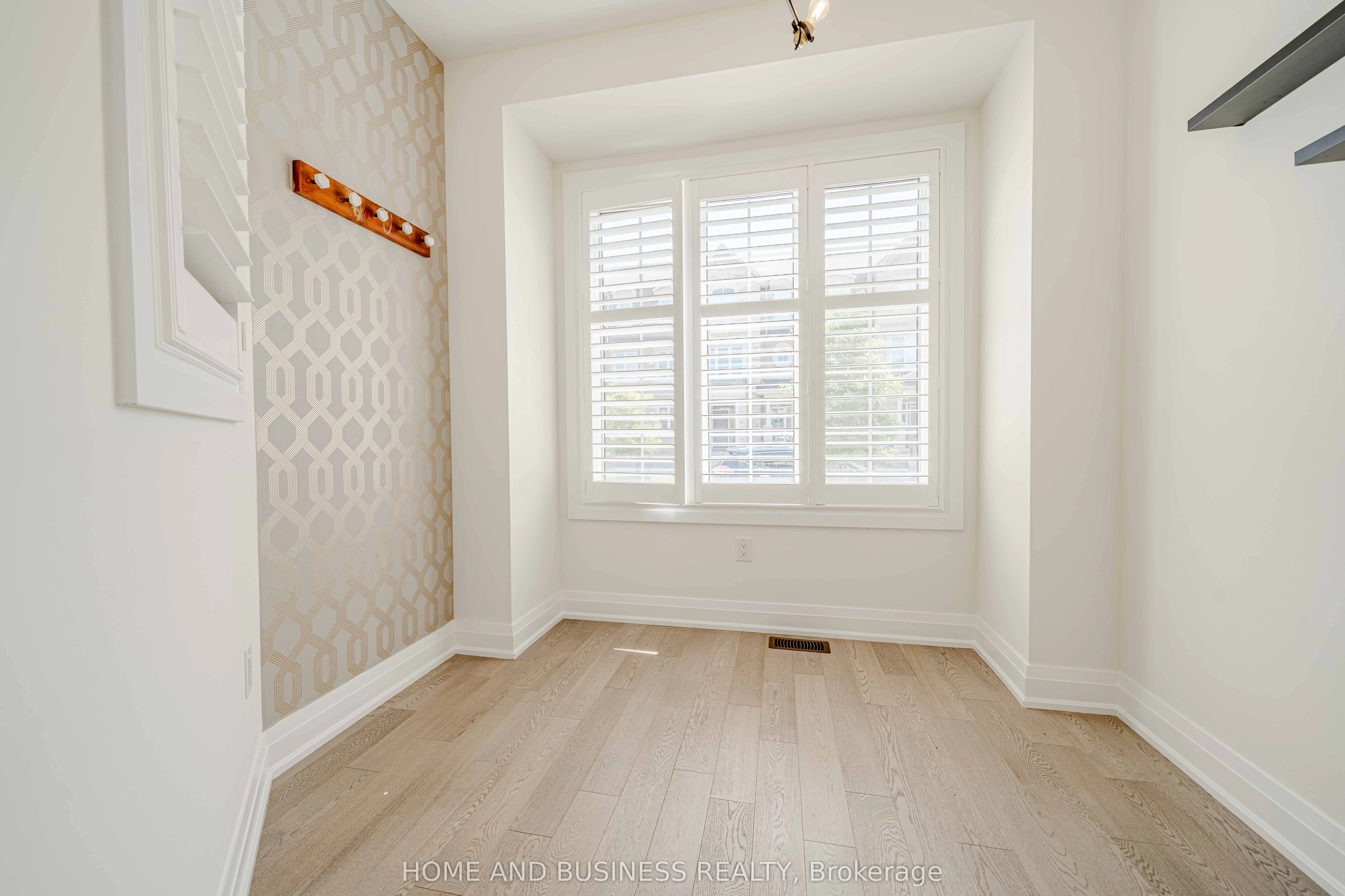 24 Casely Avenue