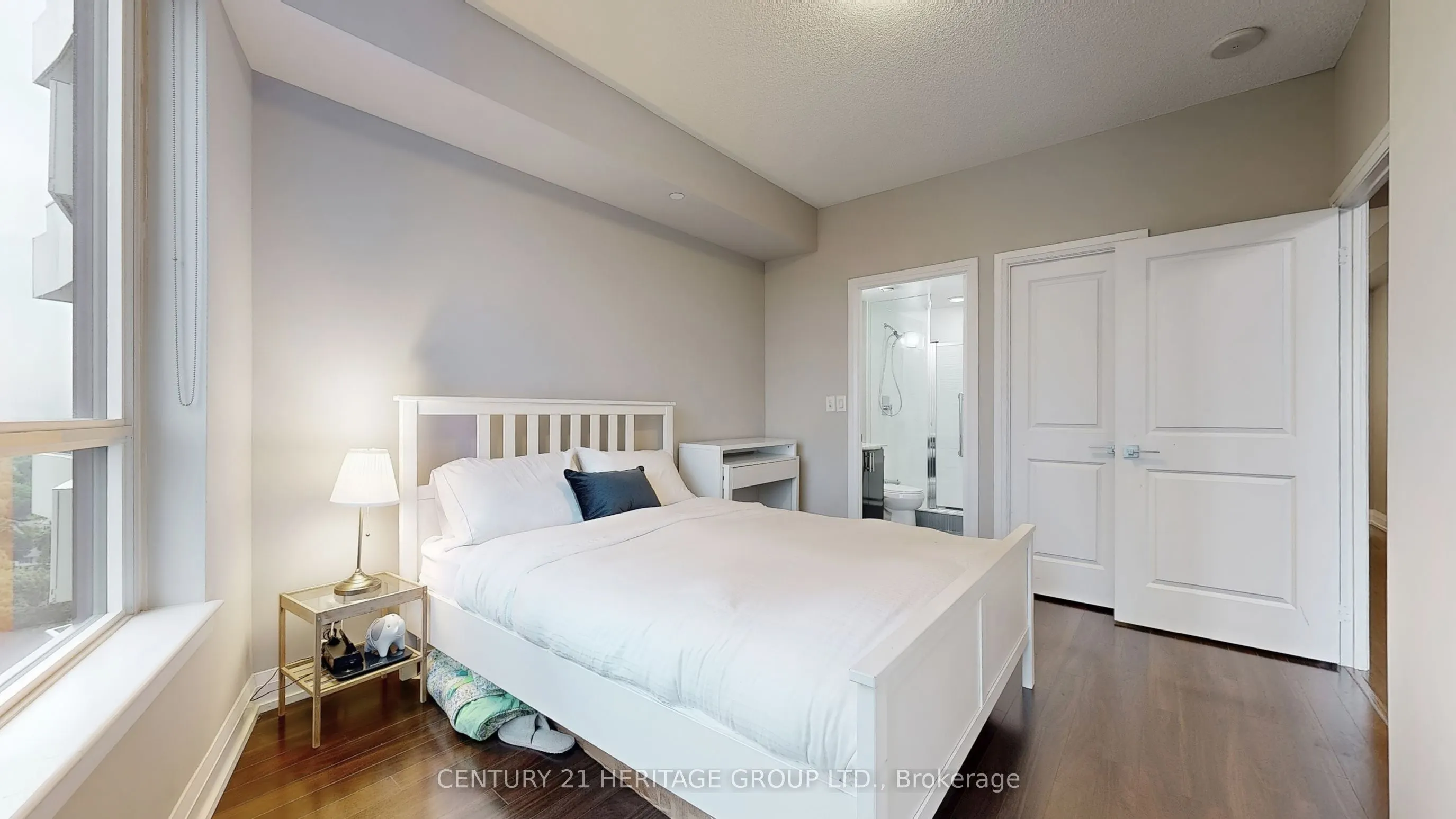 7161 Yonge Street, #1432