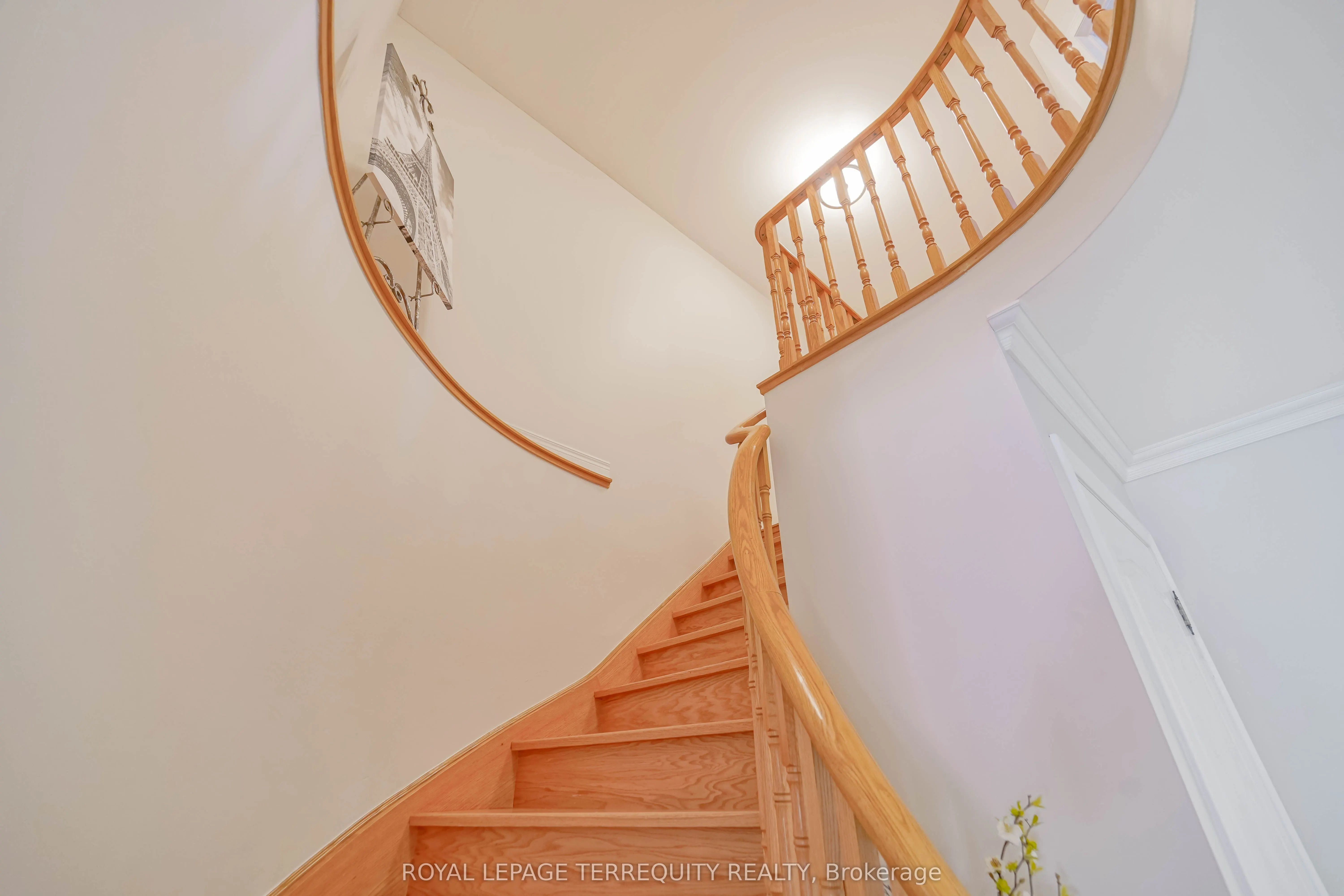 9 Stonebriar Drive