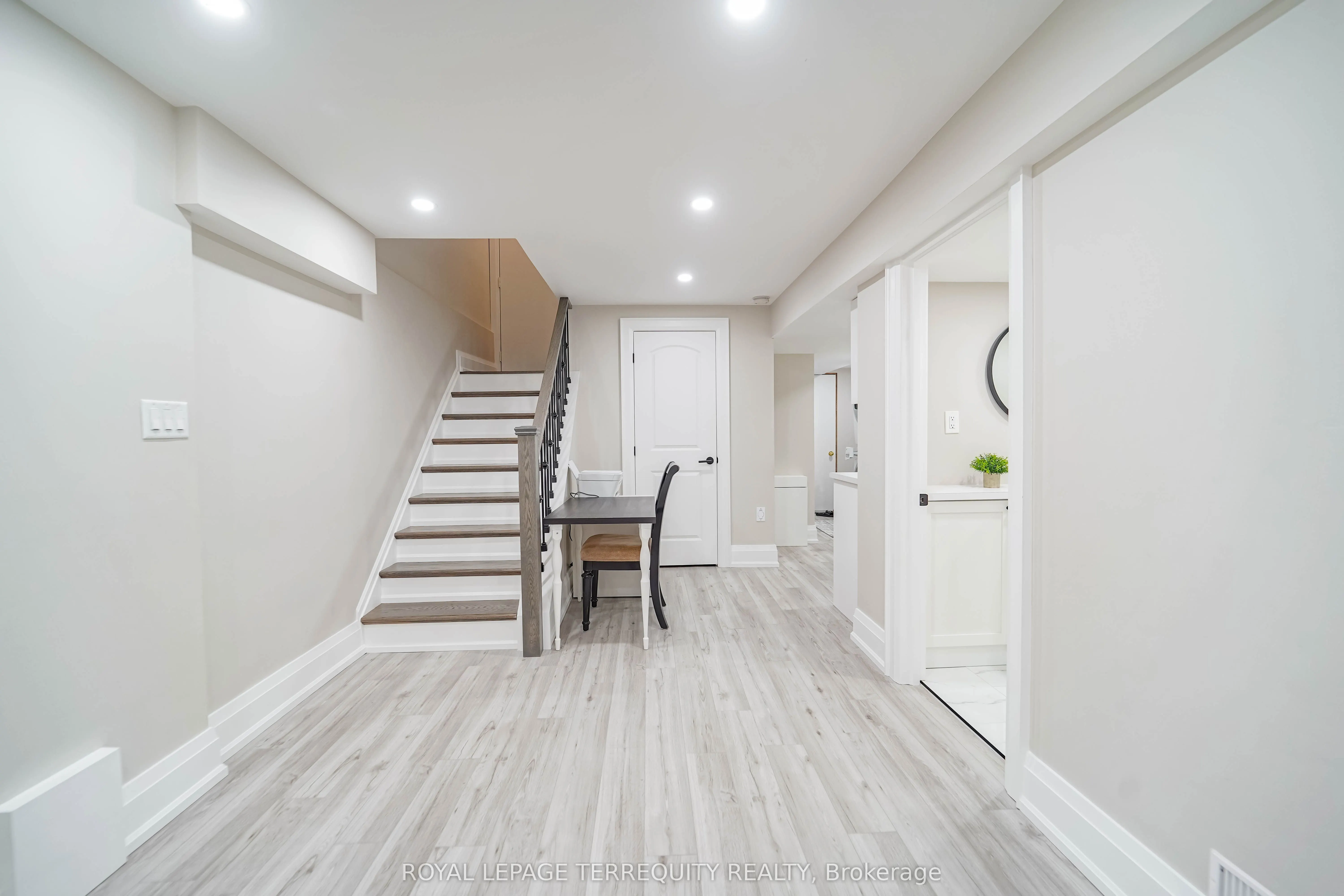 9 Stonebriar Drive
