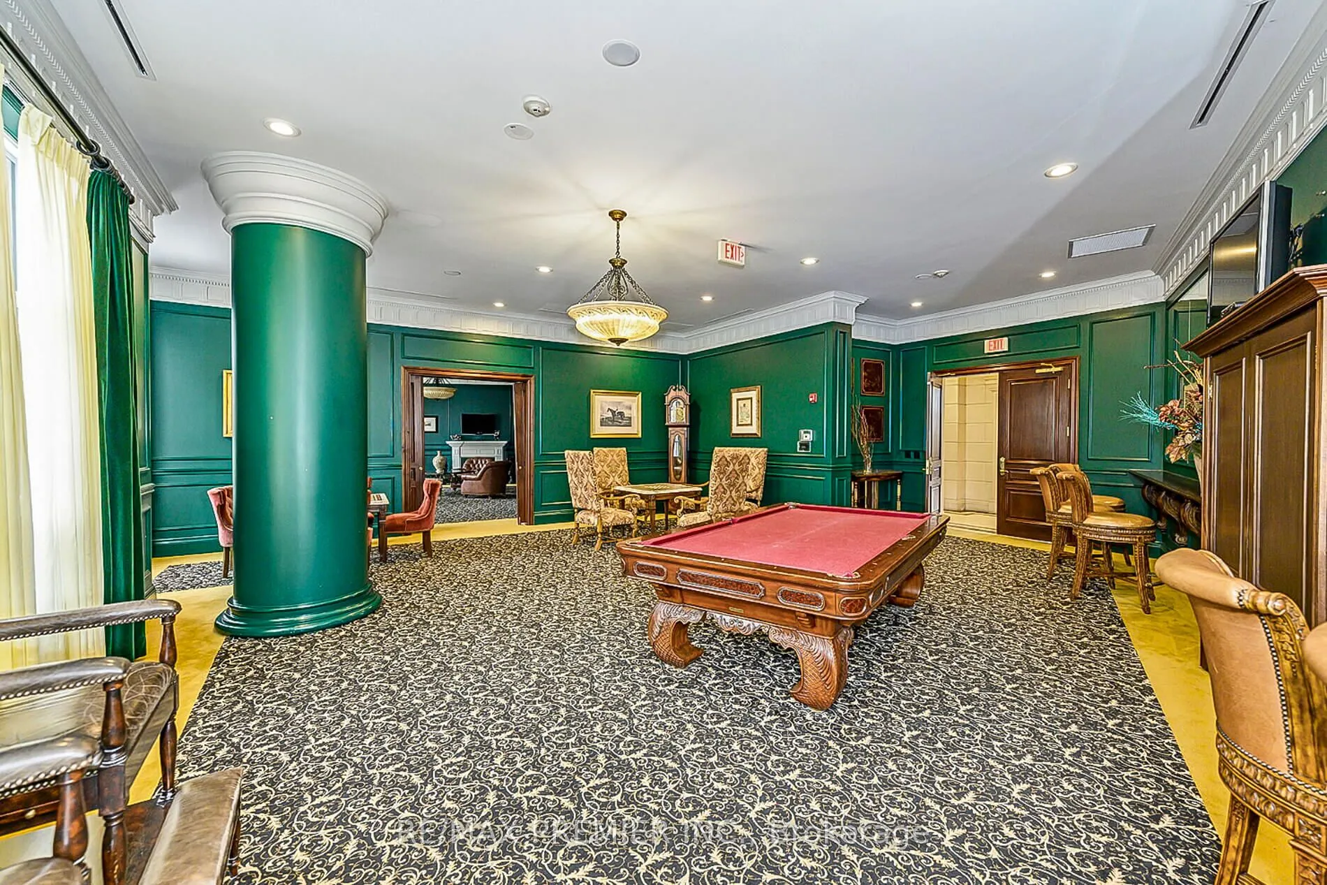 9225 Jane Street, #309