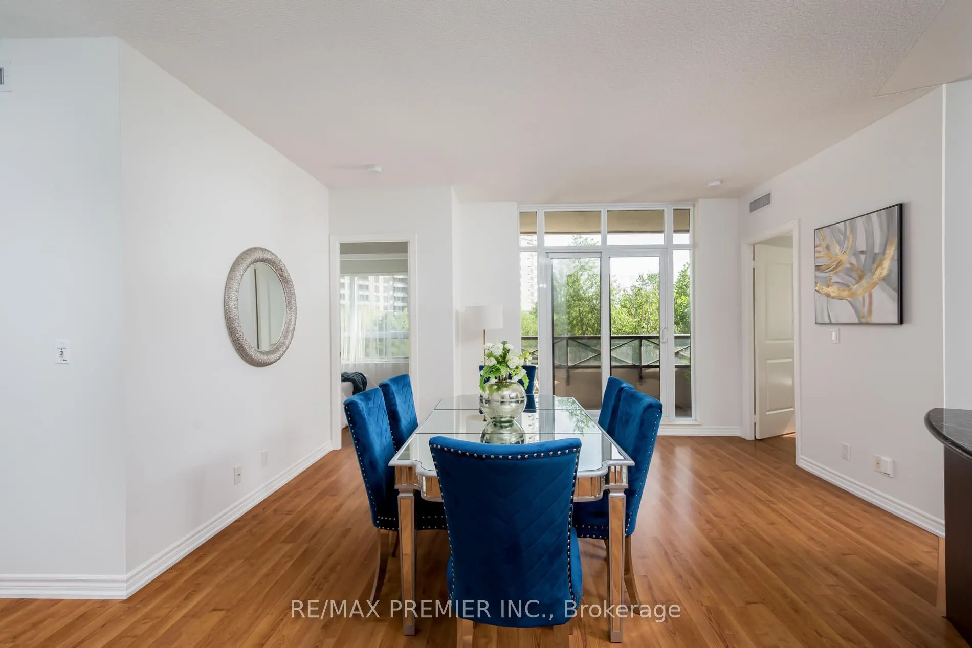 9225 Jane Street, #309