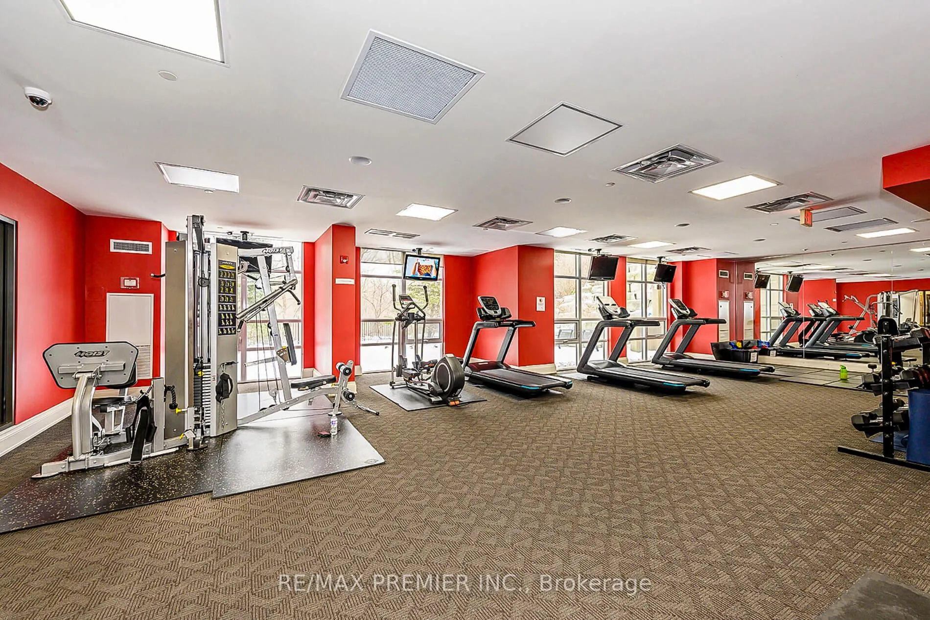 9225 Jane Street, #309