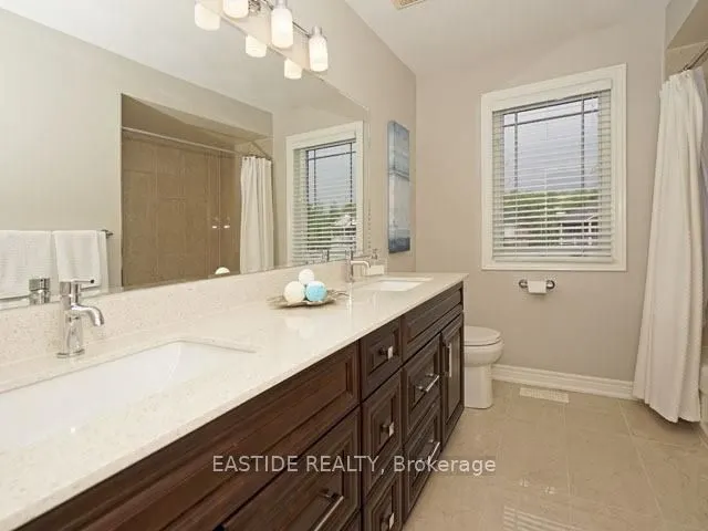 29 Wolfson Crescent